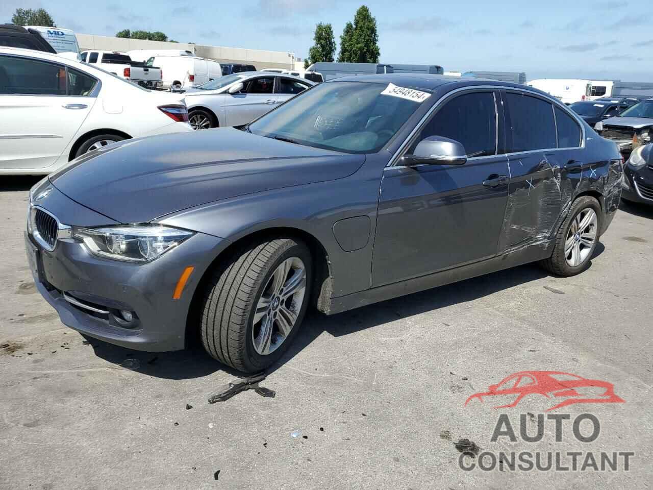 BMW 3 SERIES 2017 - WBA8E1C54HK480137