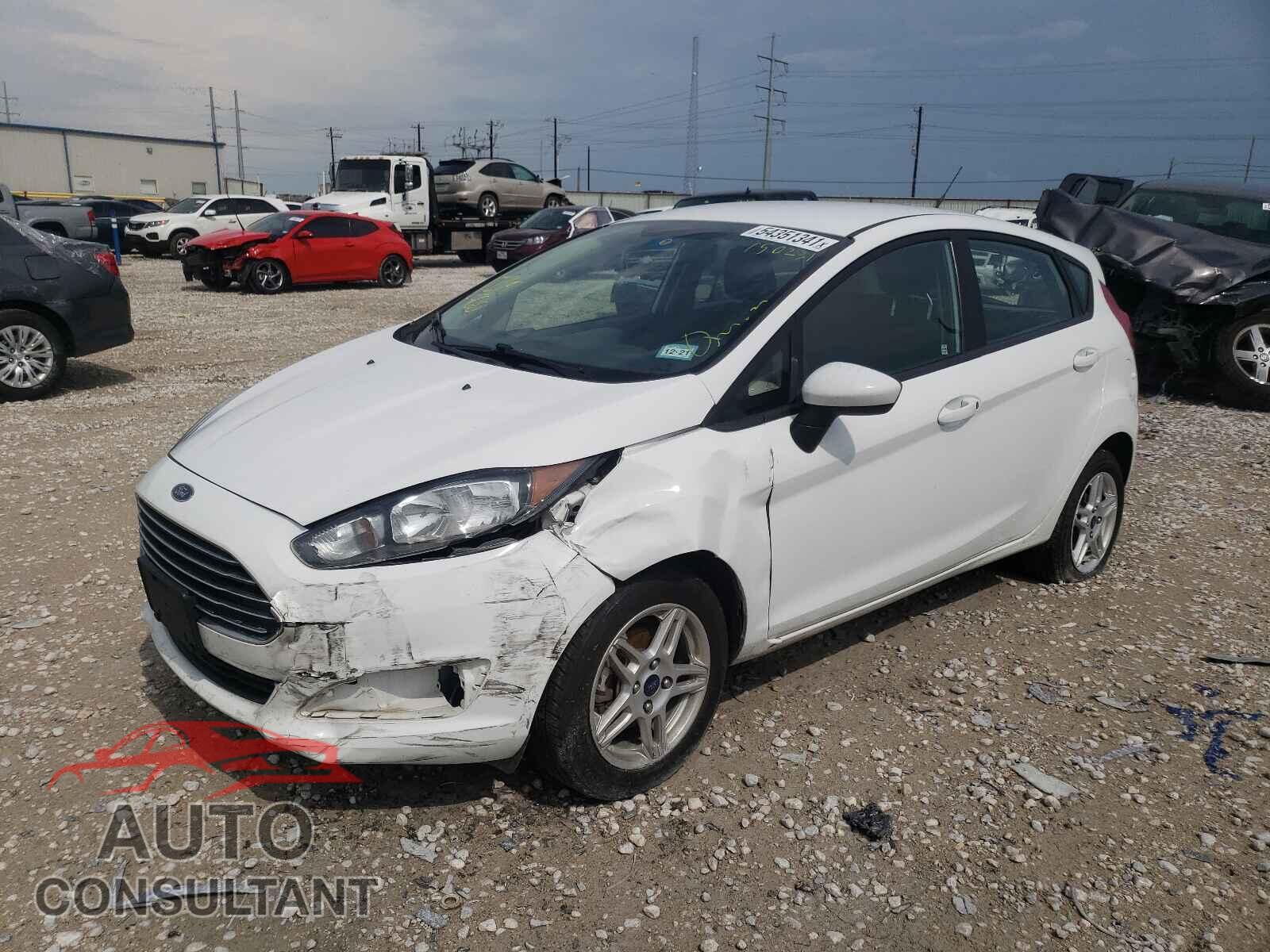 FORD FIESTA 2017 - 3FADP4EJ4HM150231