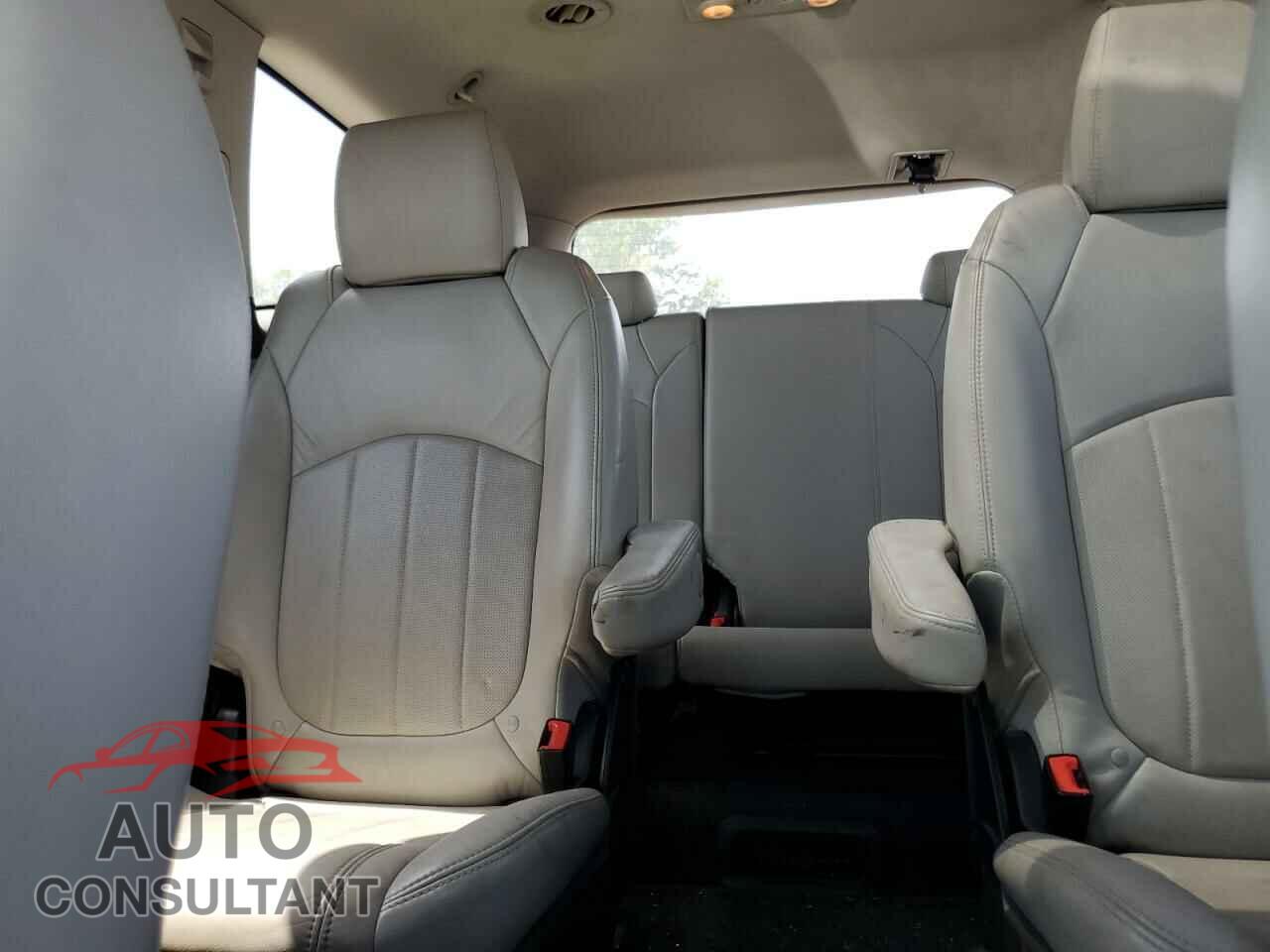 CHEVROLET TRAVERSE 2012 - 1GNKRLED0CJ176614