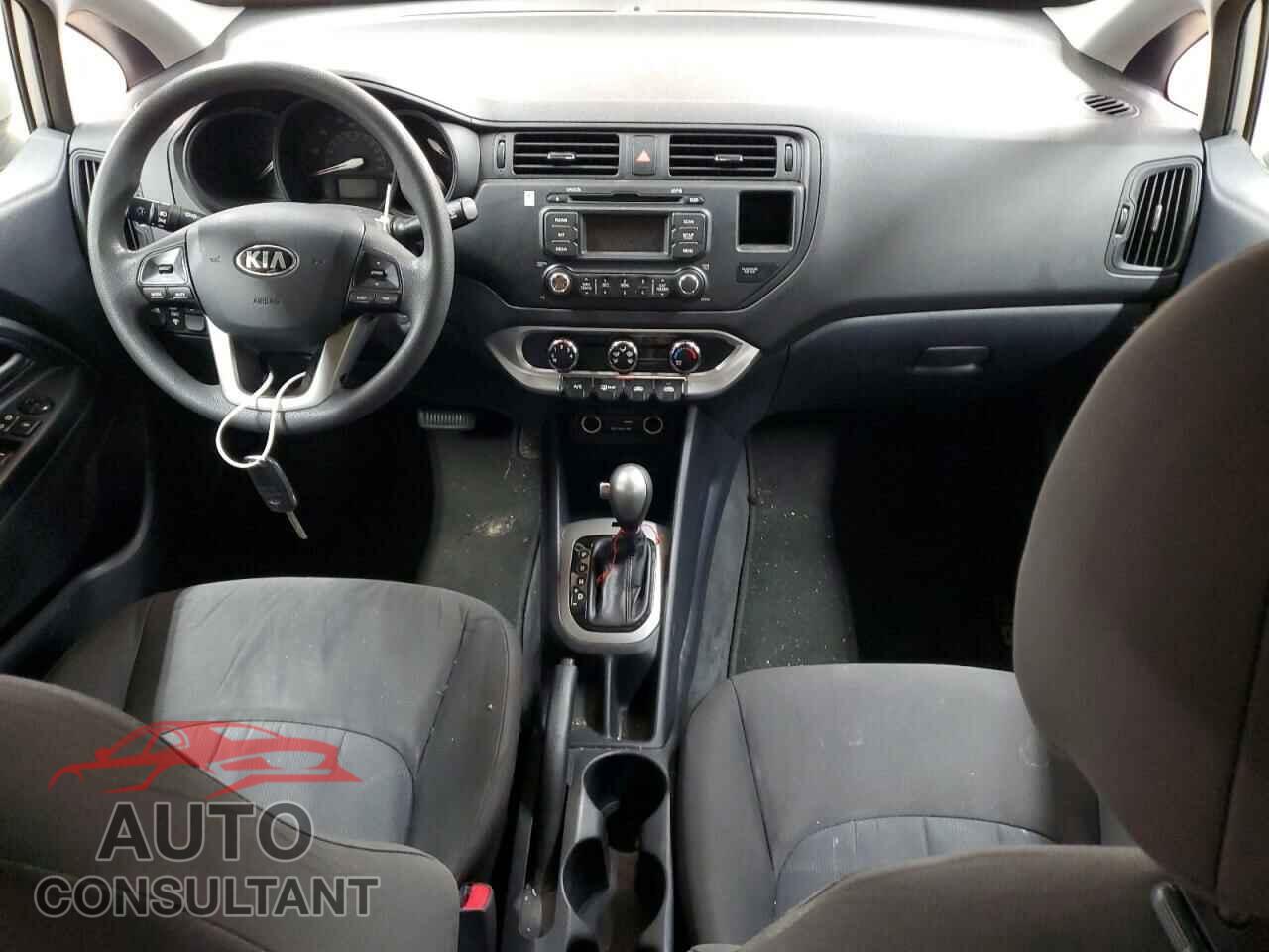 KIA RIO 2015 - KNADM4A35F6528691