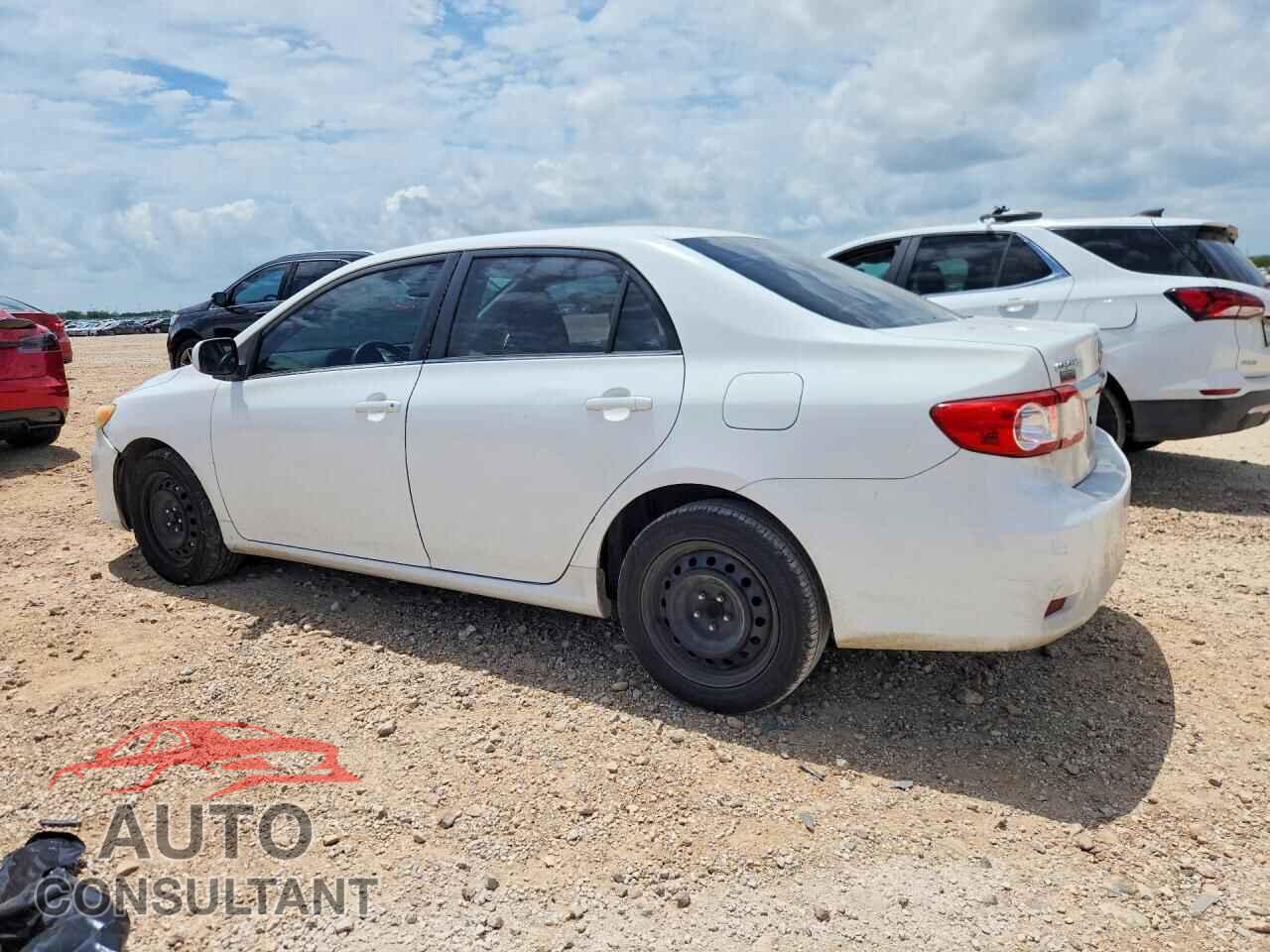 TOYOTA COROLLA 2013 - 5YFBU4EE8DP164729