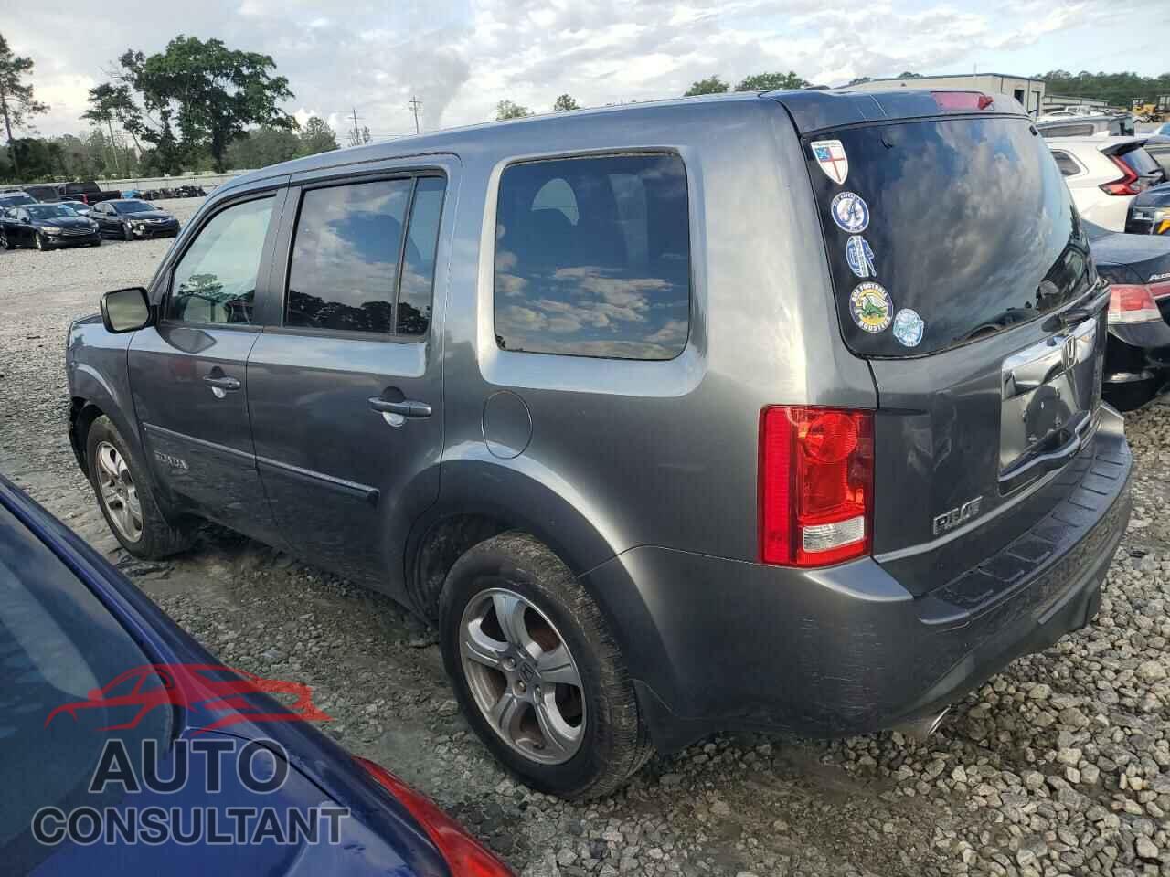 HONDA PILOT 2013 - 5FNYF3H75DB021941