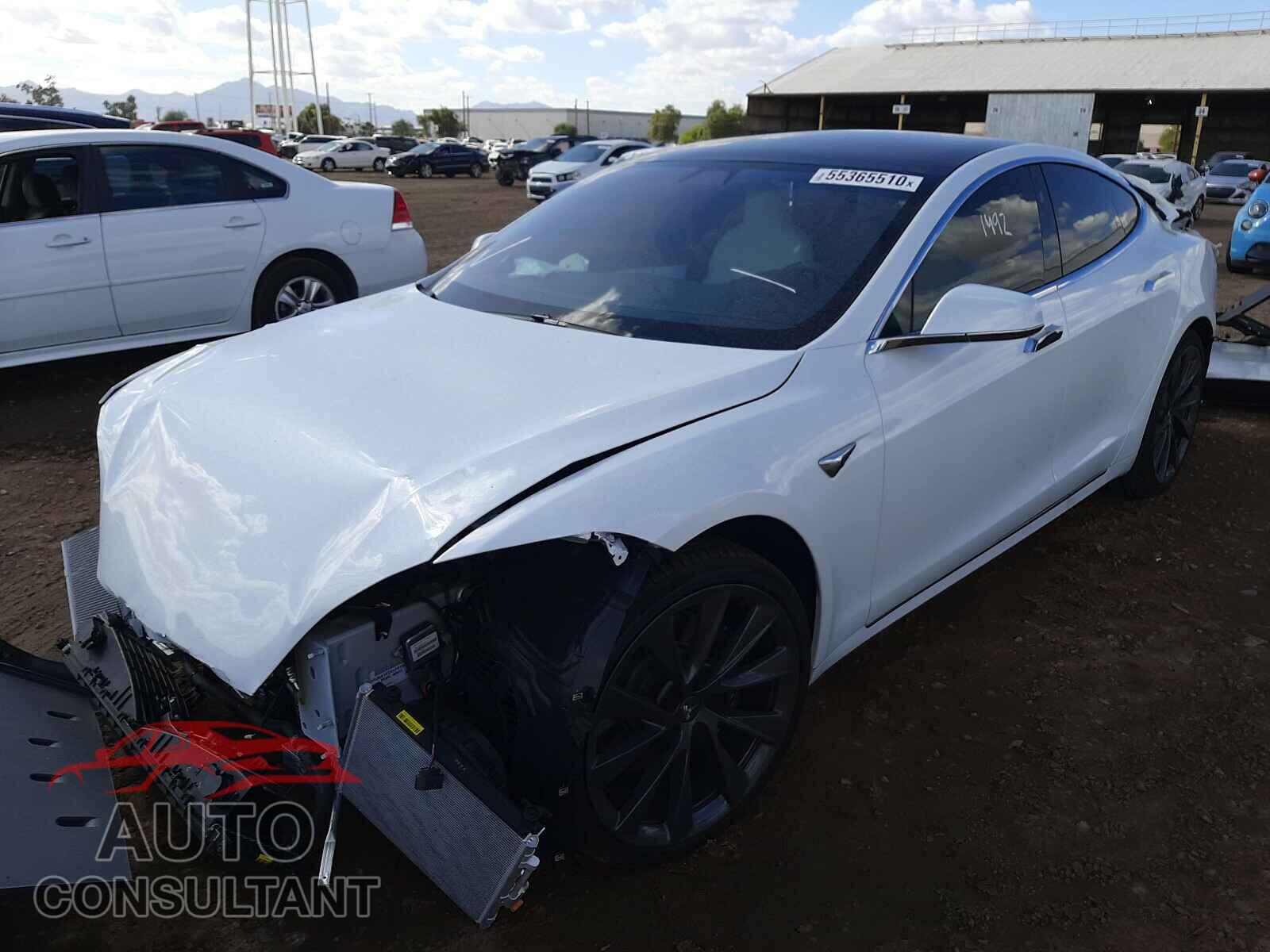 TESLA MODEL S 2020 - 5YJSA1E2XLF415208