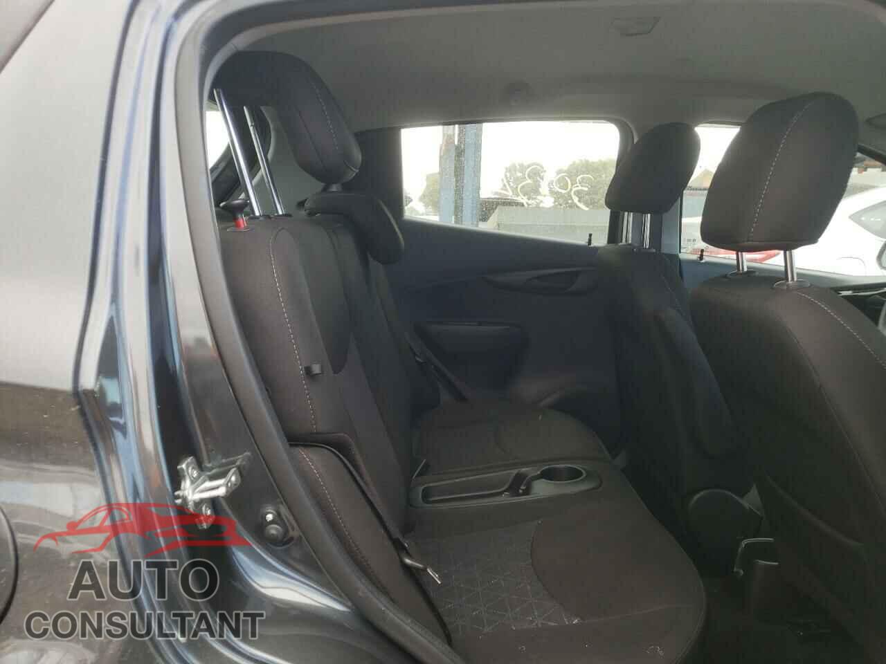 CHEVROLET SPARK 2021 - KL8CD6SA8MC733713