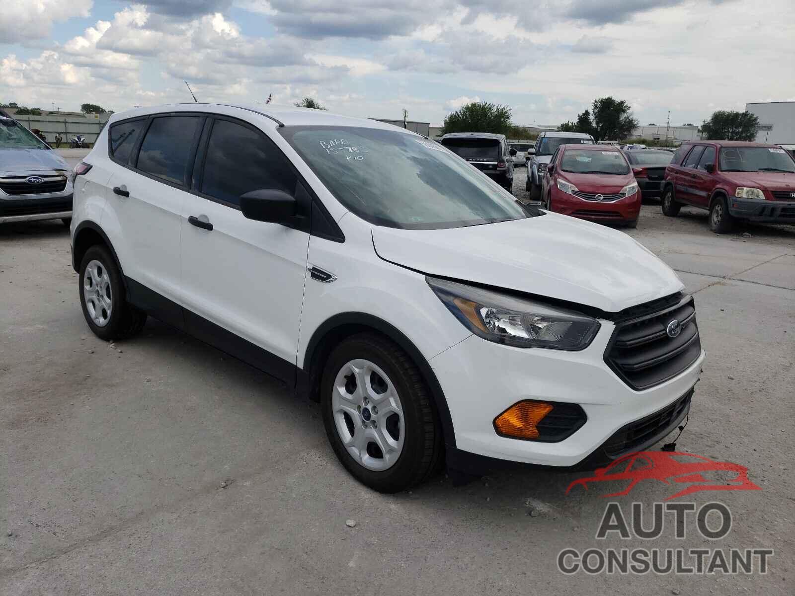 FORD ESCAPE 2018 - 1FMCU0F71JUB42319