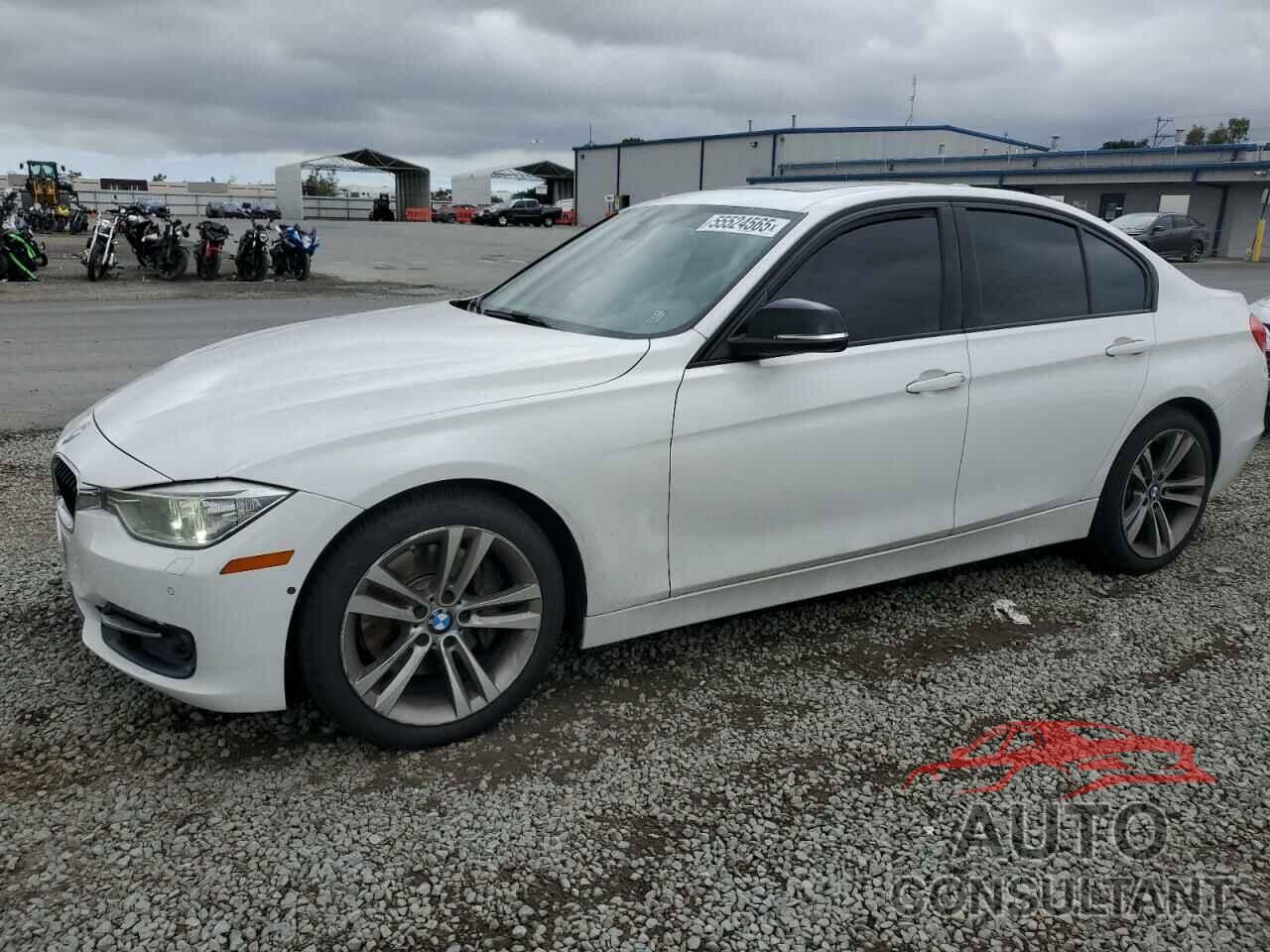 BMW 3 SERIES 2012 - WBA3A9G53CNP35544