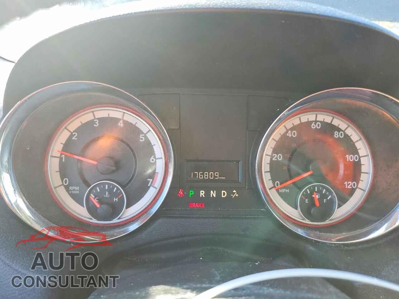 DODGE CARAVAN 2015 - 2C4RDGBG7FR640171