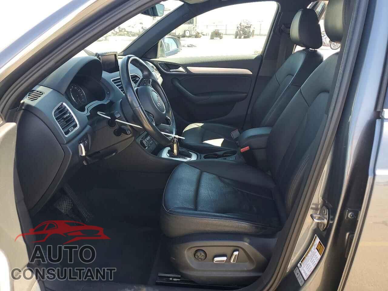 AUDI Q3 2016 - WA1BFCFS6GR018892