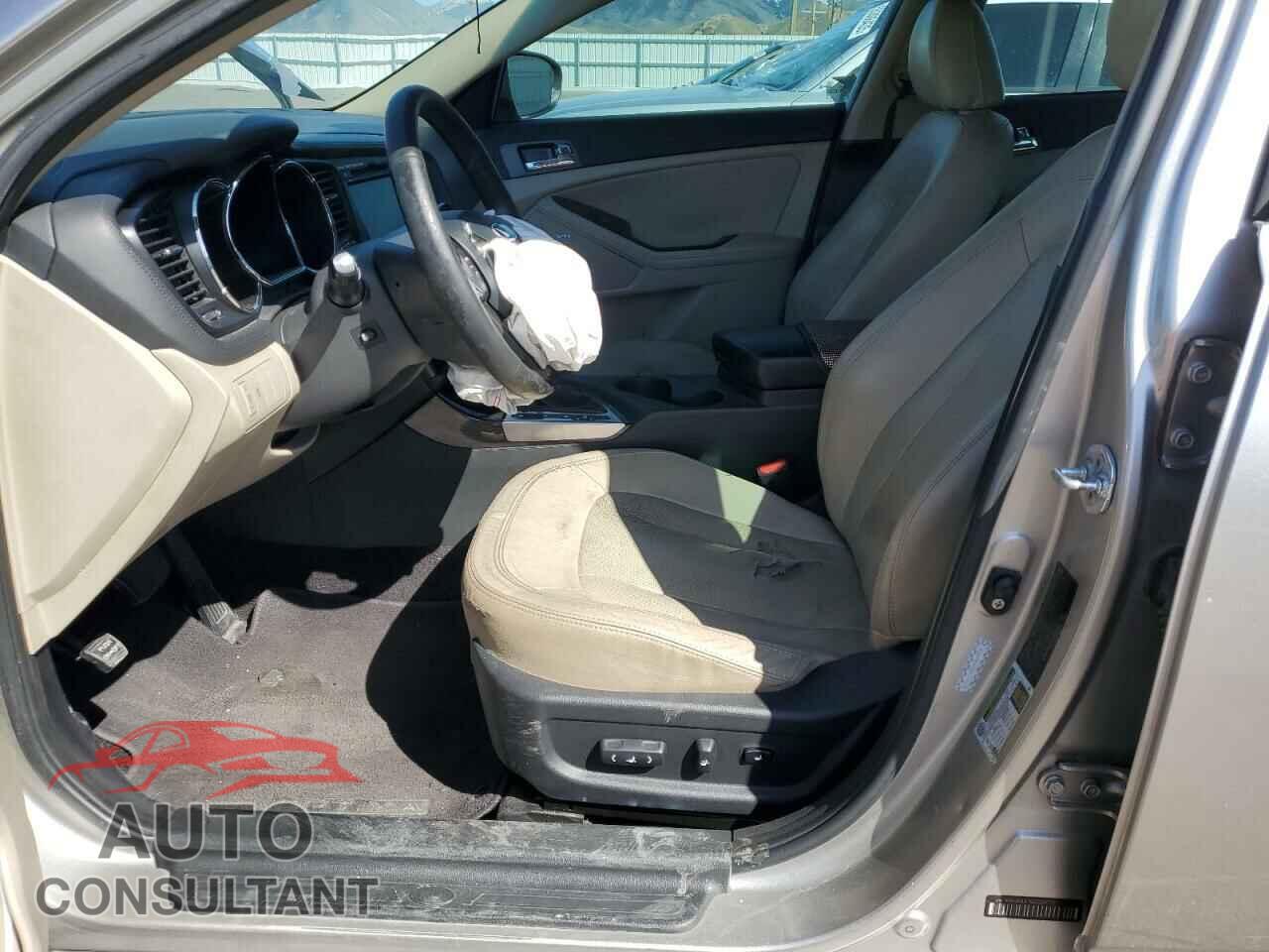 KIA OPTIMA 2011 - KNAGN4A76B5104739