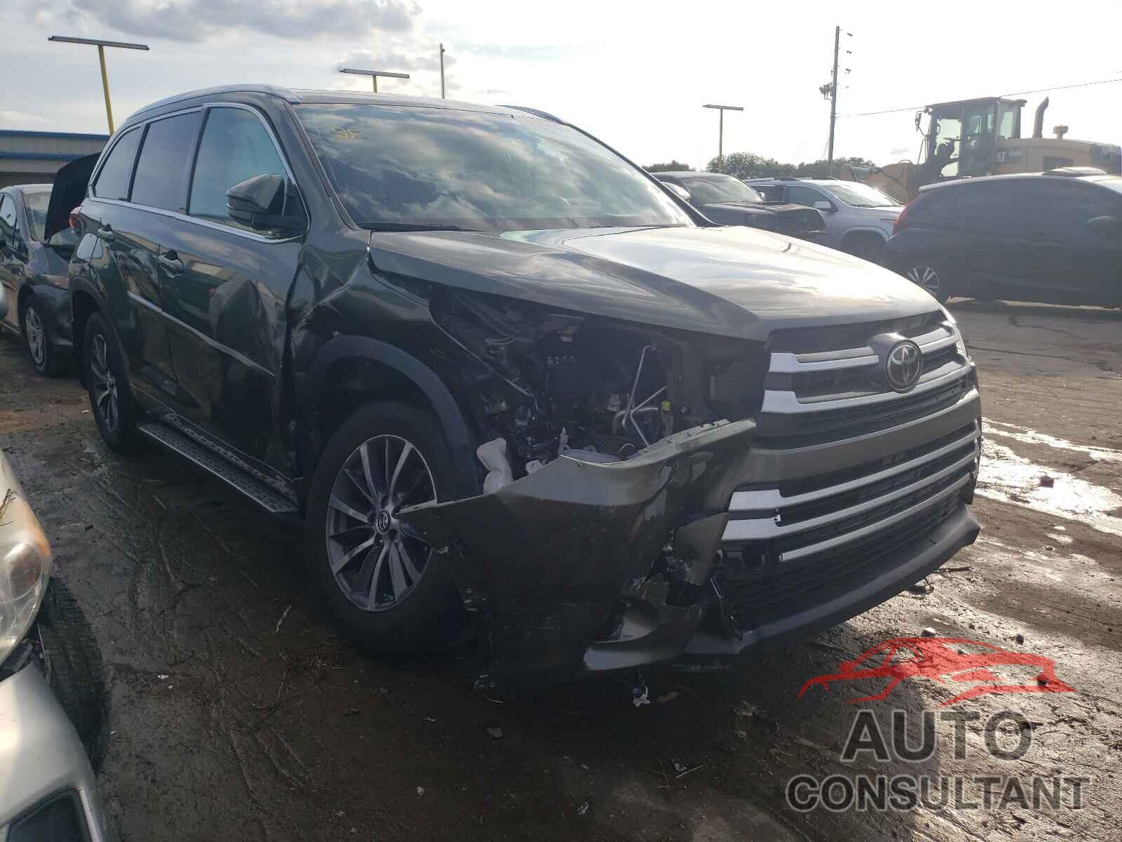 TOYOTA HIGHLANDER 2018 - 5TDJZRFH1JS816967