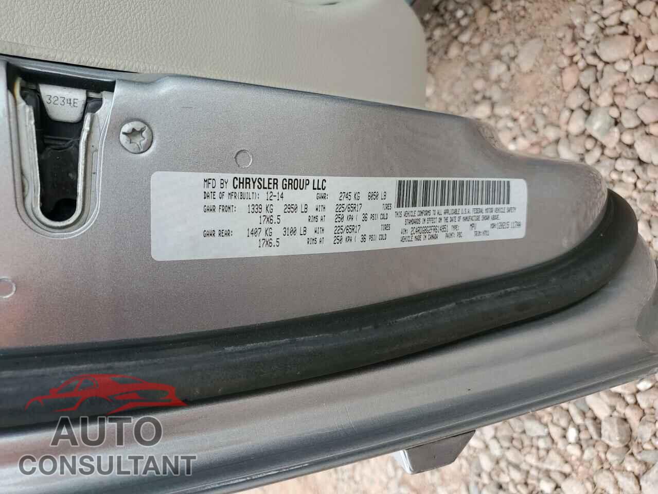 DODGE CARAVAN 2015 - 2C4RDGBG2FR614951