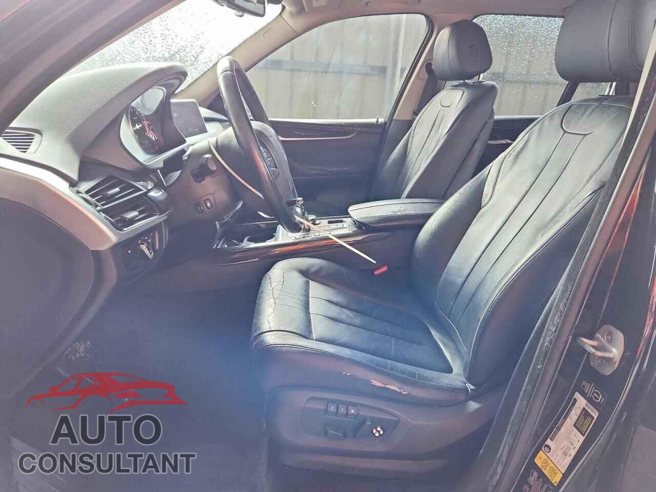 BMW X5 2014 - 5UXKS4C55E0J95195