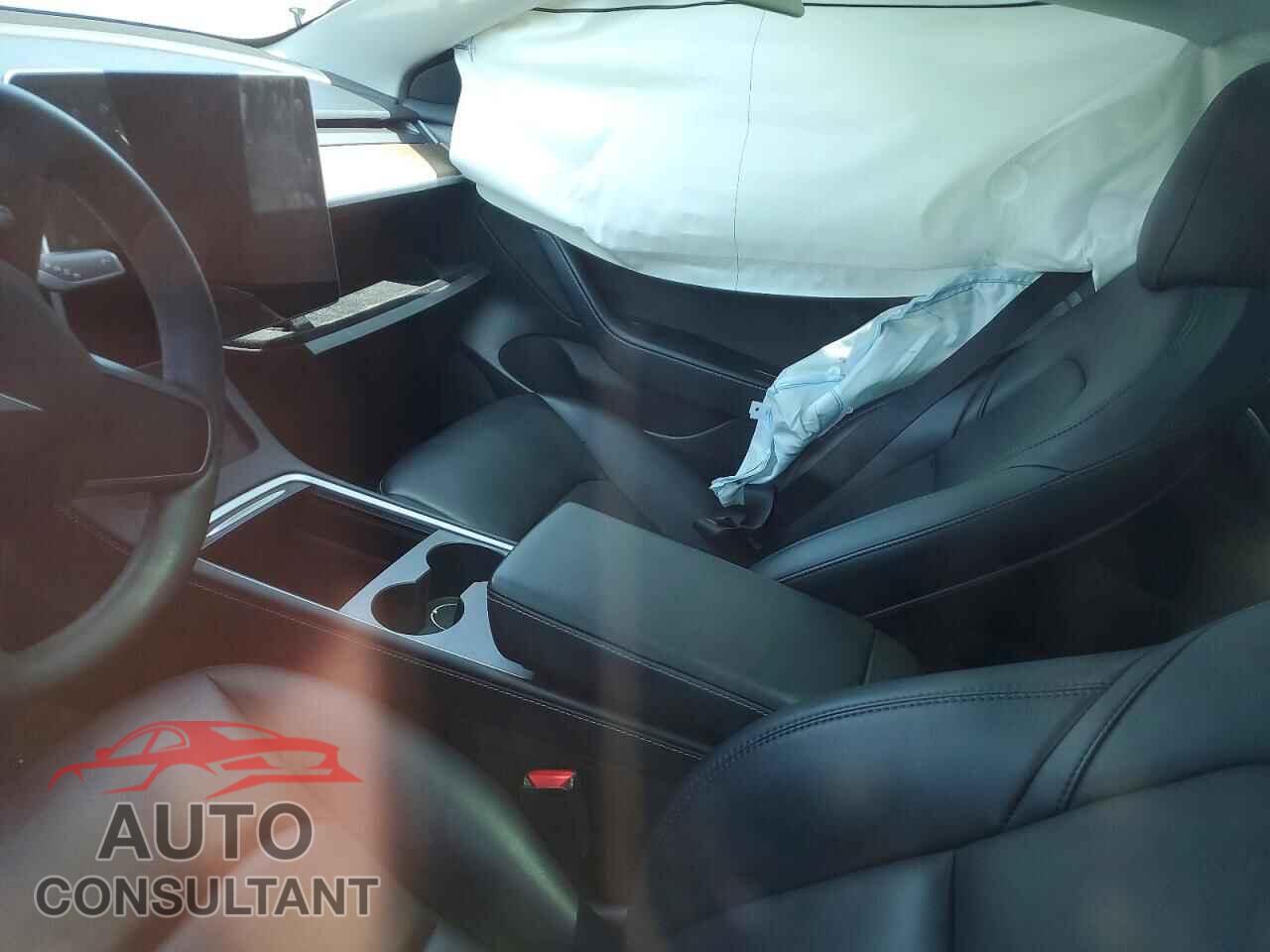TESLA MODEL 3 2023 - 5YJ3E1EAXPF453253
