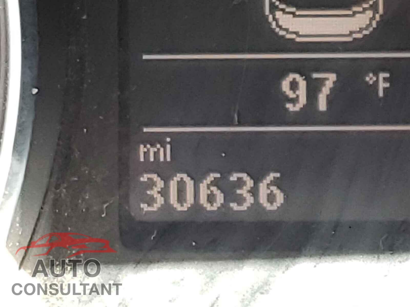 VOLKSWAGEN PASSAT 2017 - 1VWAT7A32HC030203