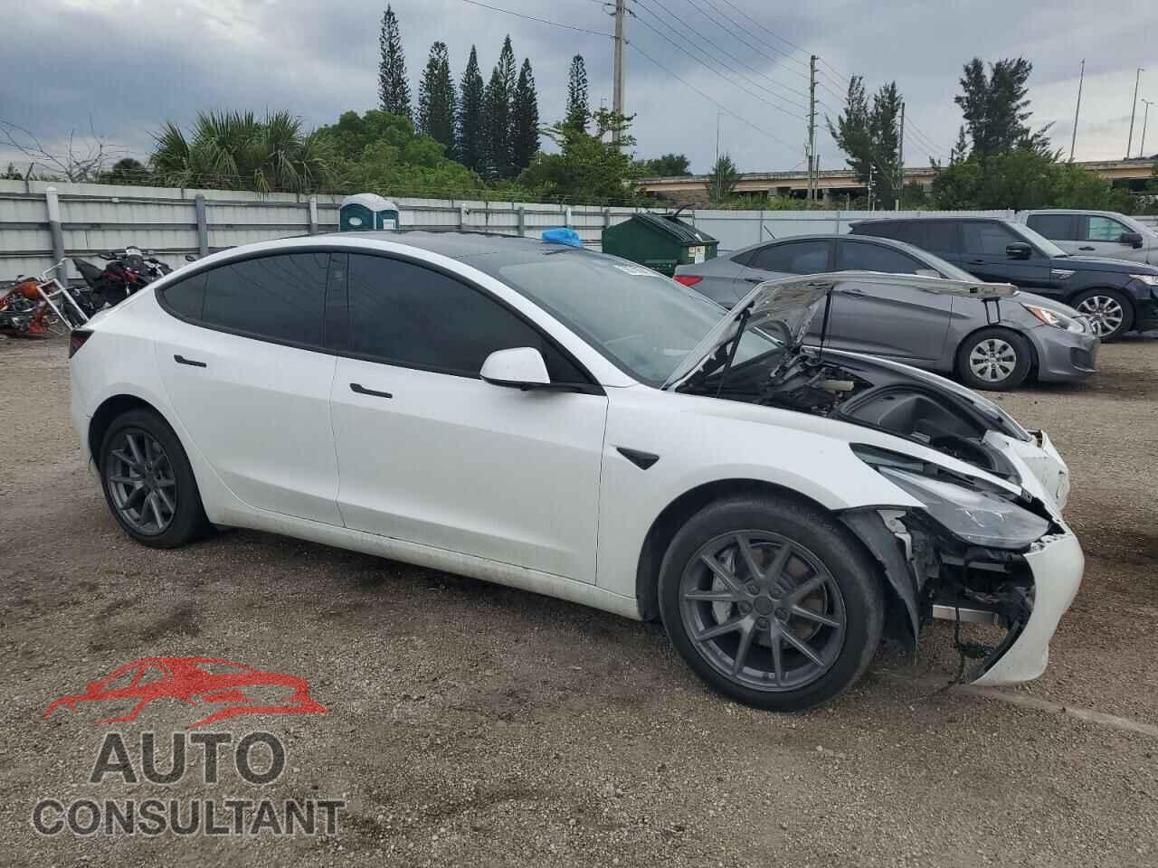 TESLA MODEL 3 2023 - 5YJ3E1EA4PF512703