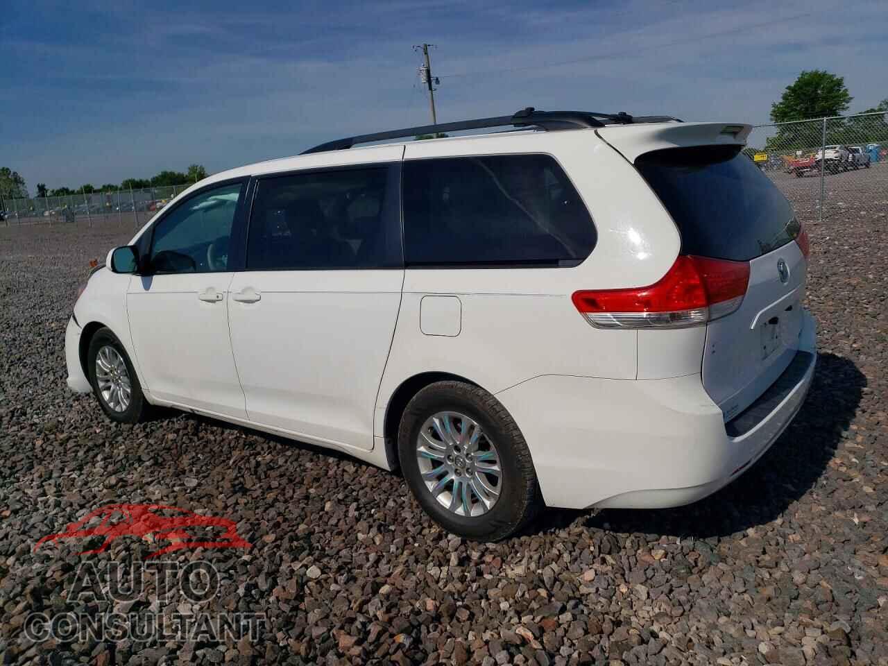 TOYOTA SIENNA 2012 - 5TDYK3DC5CS219752