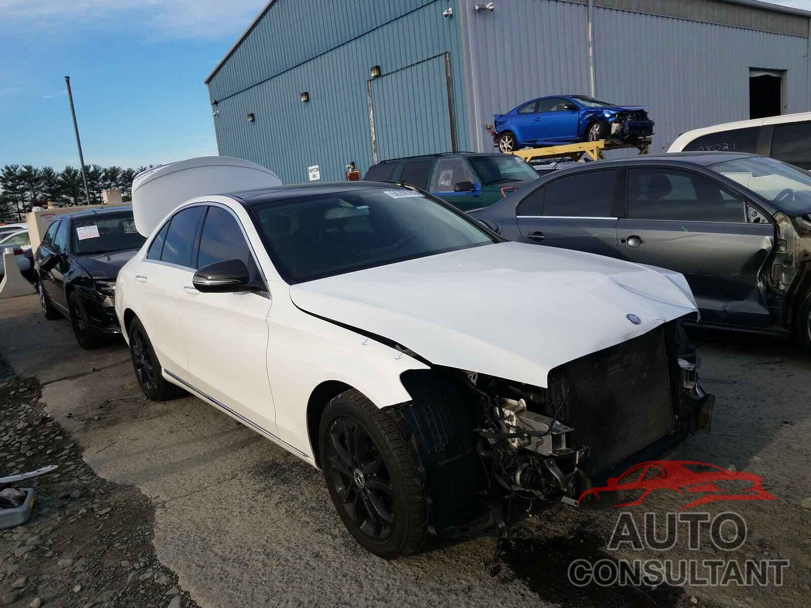 MERCEDES-BENZ C-CLASS 2016 - 55SWF4KB4GU100580