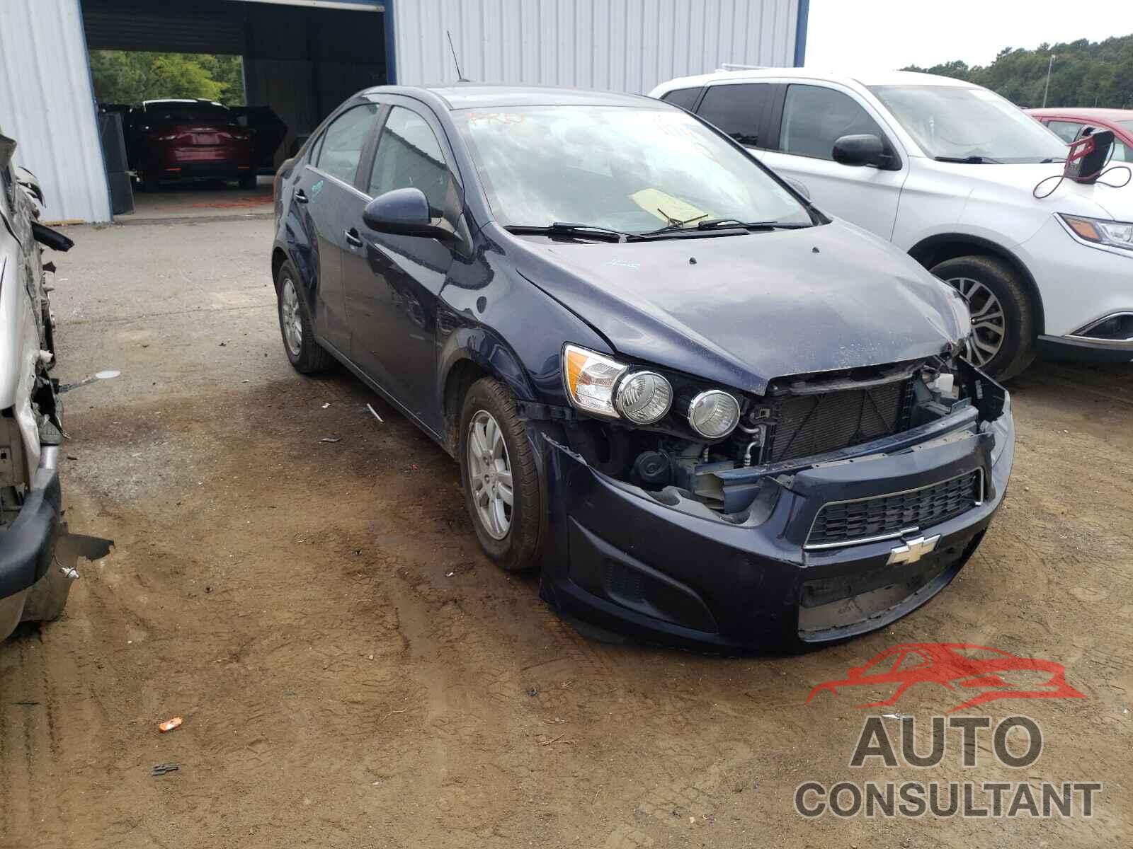 CHEVROLET SONIC 2016 - 1G1JC5SH3G4117496