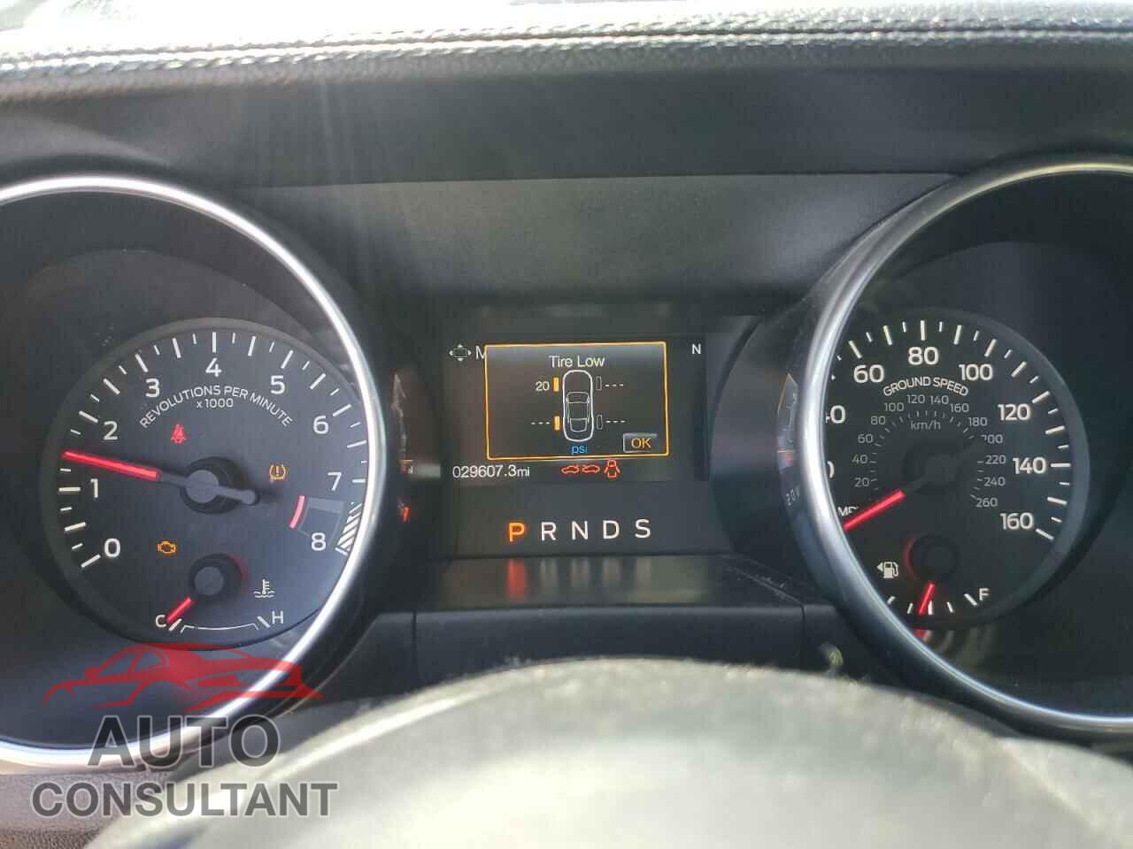 FORD MUSTANG 2018 - 1FA6P8CF6J5122196