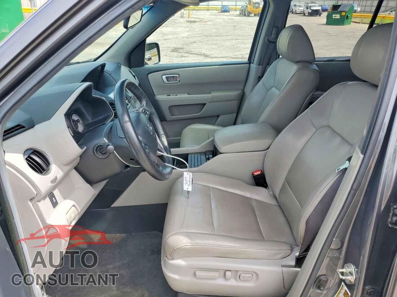HONDA PILOT 2013 - 5FNYF3H5XDB016989