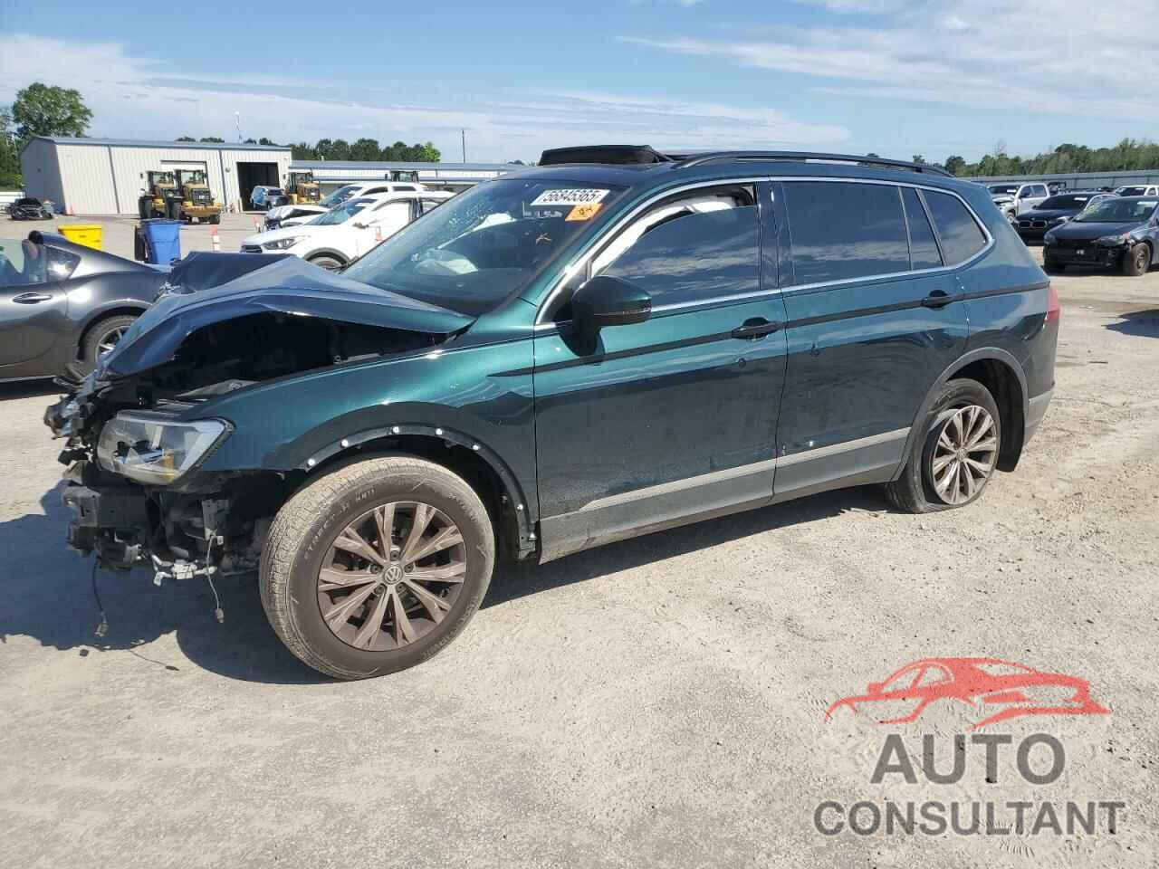 VOLKSWAGEN TIGUAN 2018 - 3VV3B7AX1JM181802