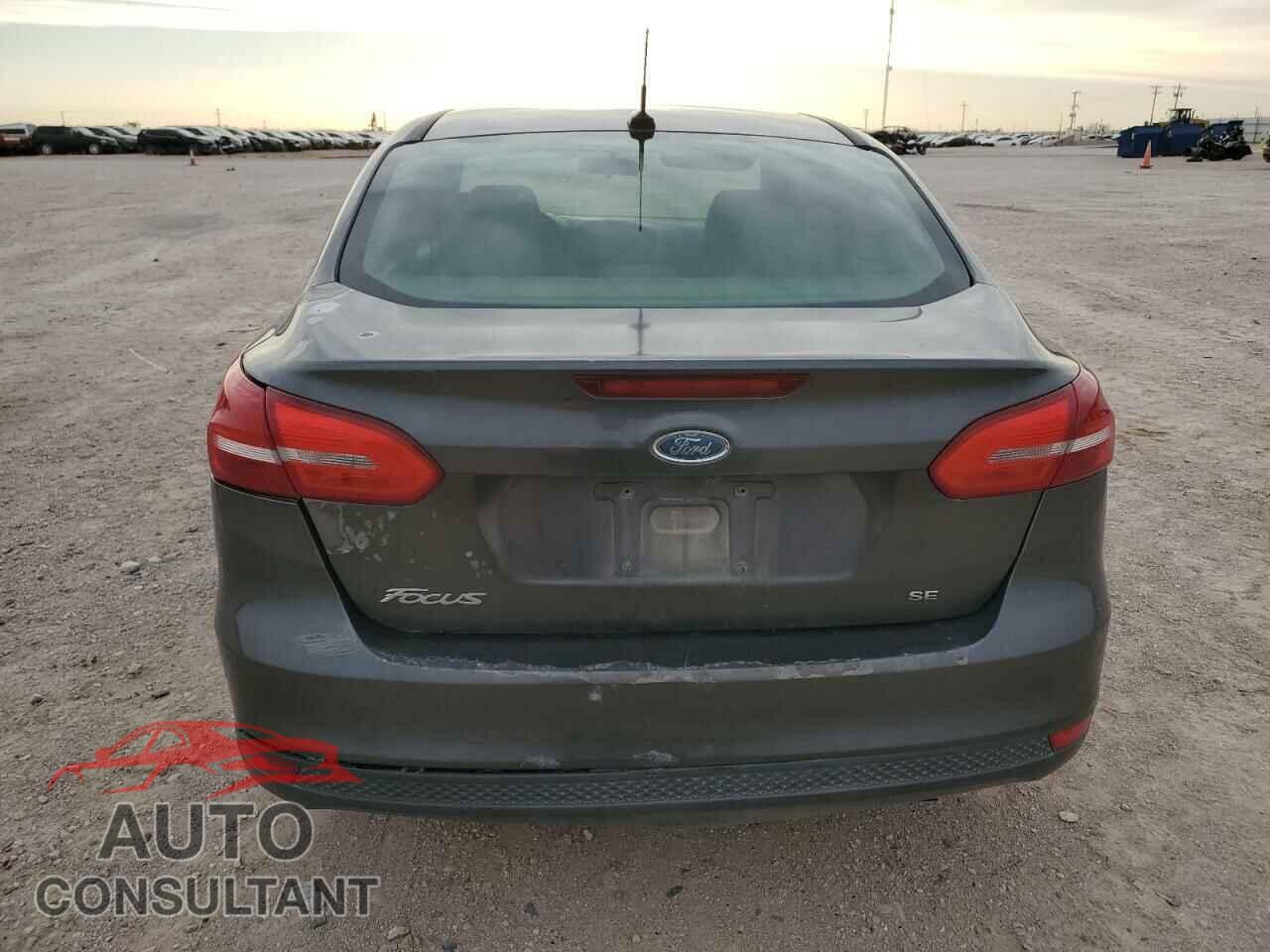 FORD FOCUS 2015 - 1FADP3F2XFL319216