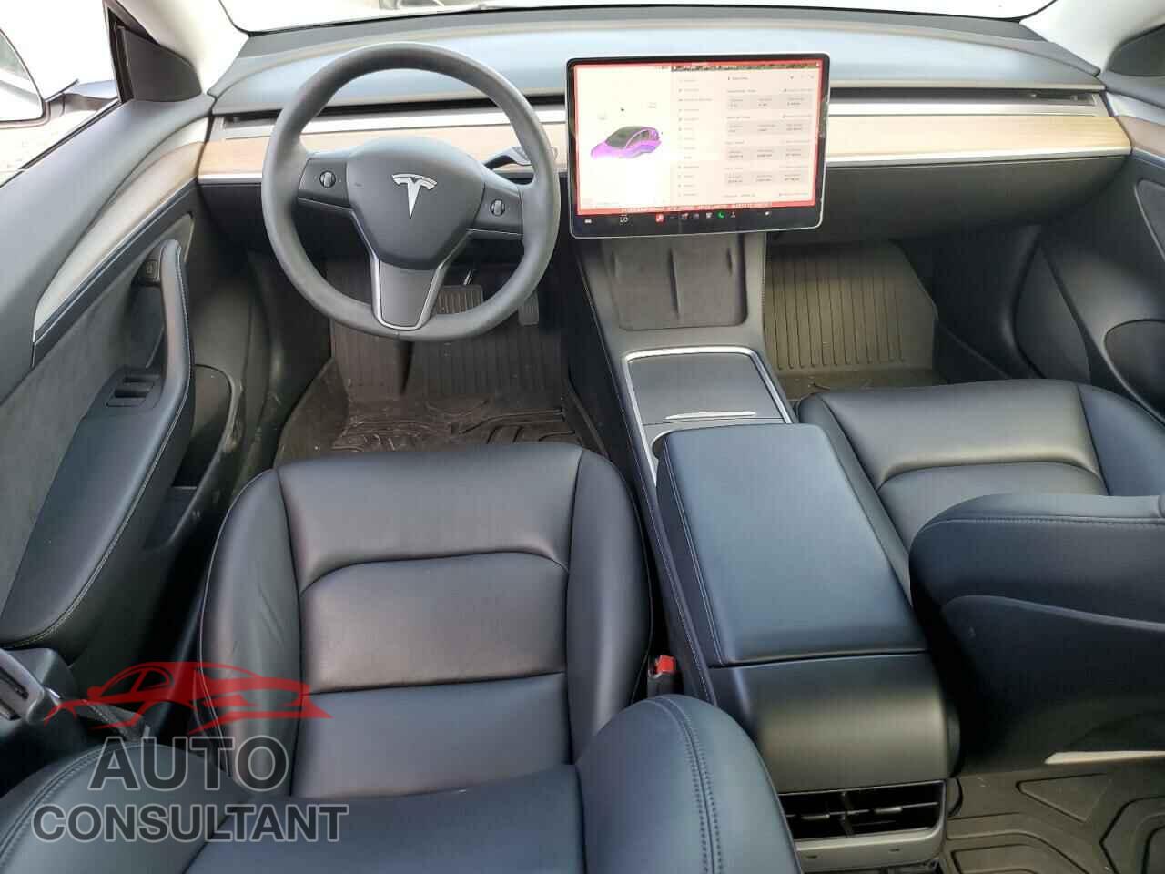 TESLA MODEL 3 2021 - 5YJ3E1EA4MF098902