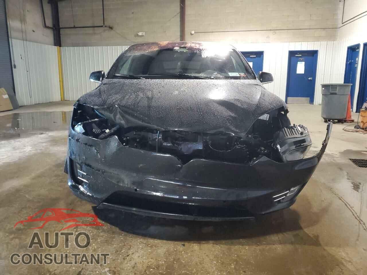 TESLA MODEL X 2018 - 5YJXCDE2XJF089988