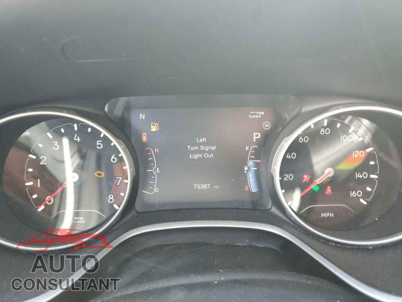 JEEP COMPASS 2018 - 3C4NJDBB3JT142940