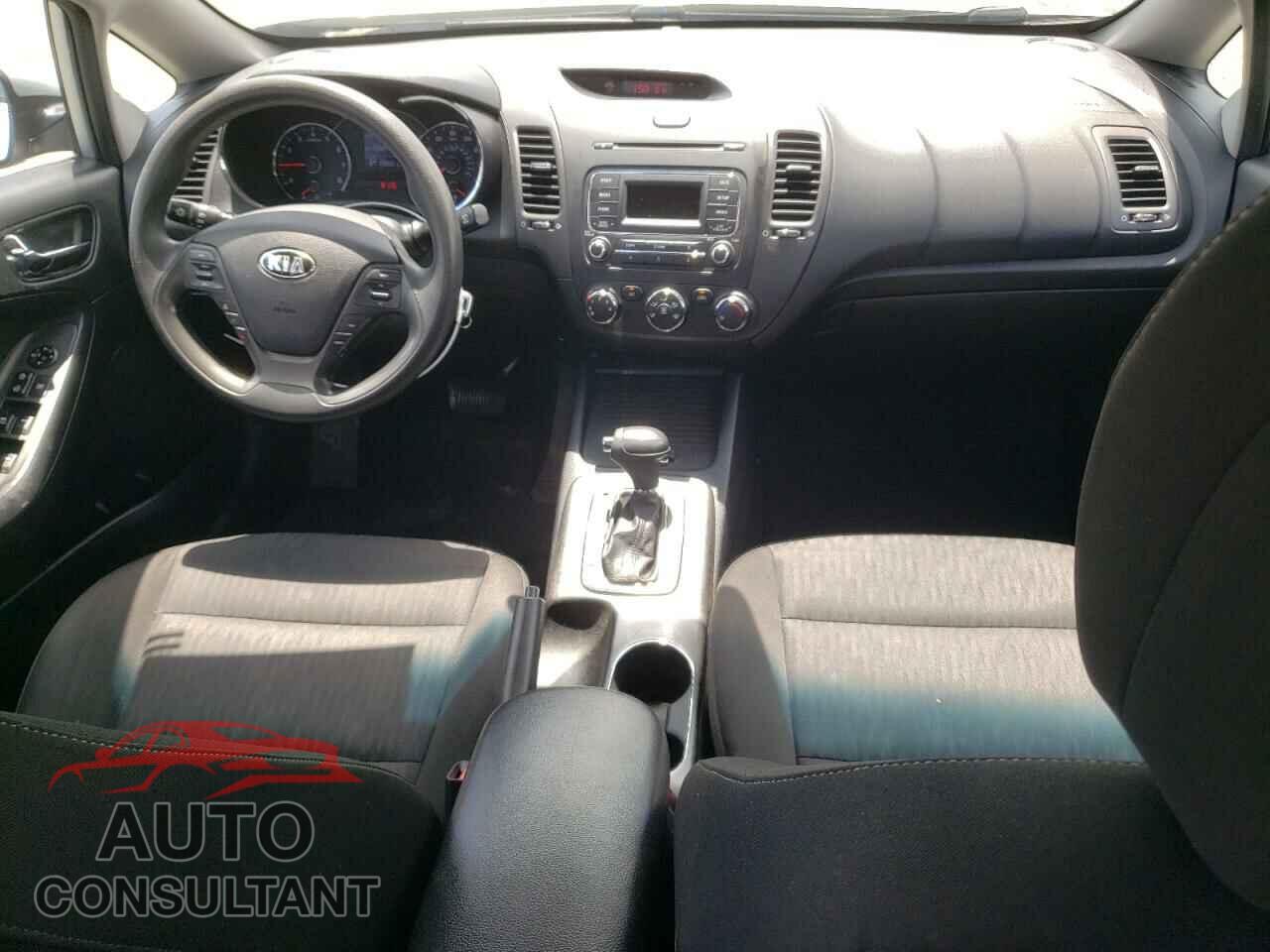 KIA FORTE 2016 - KNAFK4A60G5575403