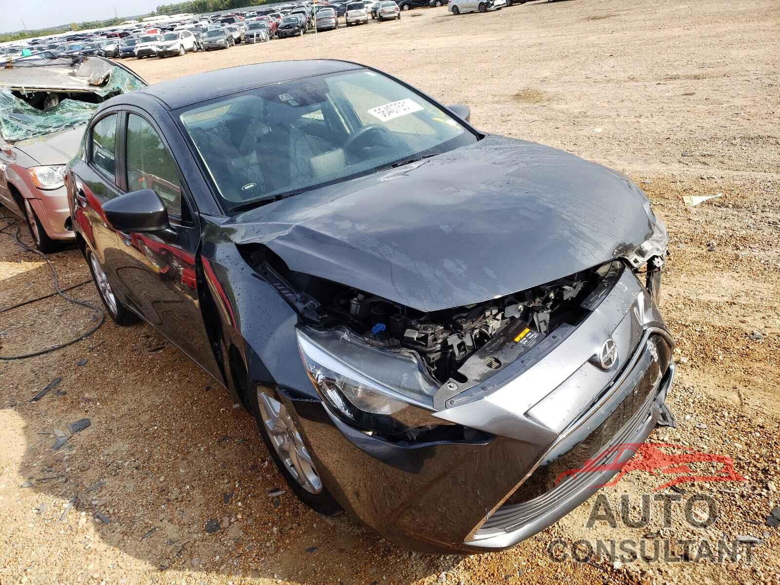 TOYOTA SCION 2016 - 3MYDLBZV2GY125506