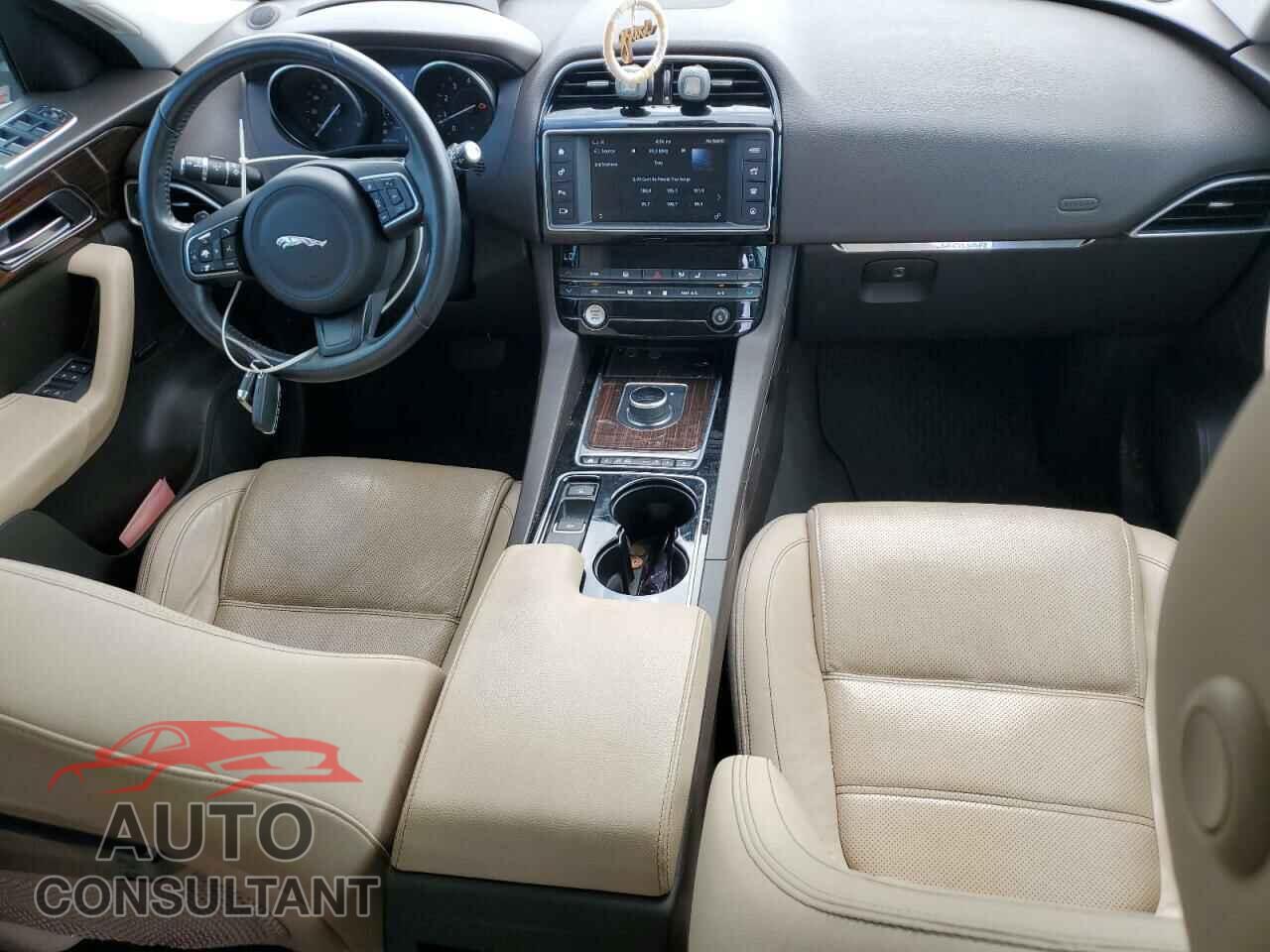 JAGUAR F-PACE 2017 - SADCK2BV2HA884416