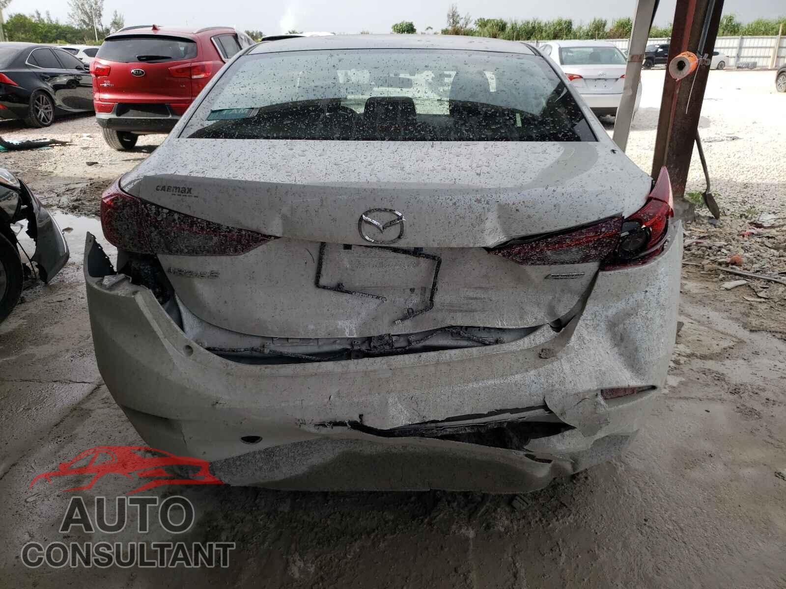 MAZDA 3 2017 - 3MZBN1U7XHM133460