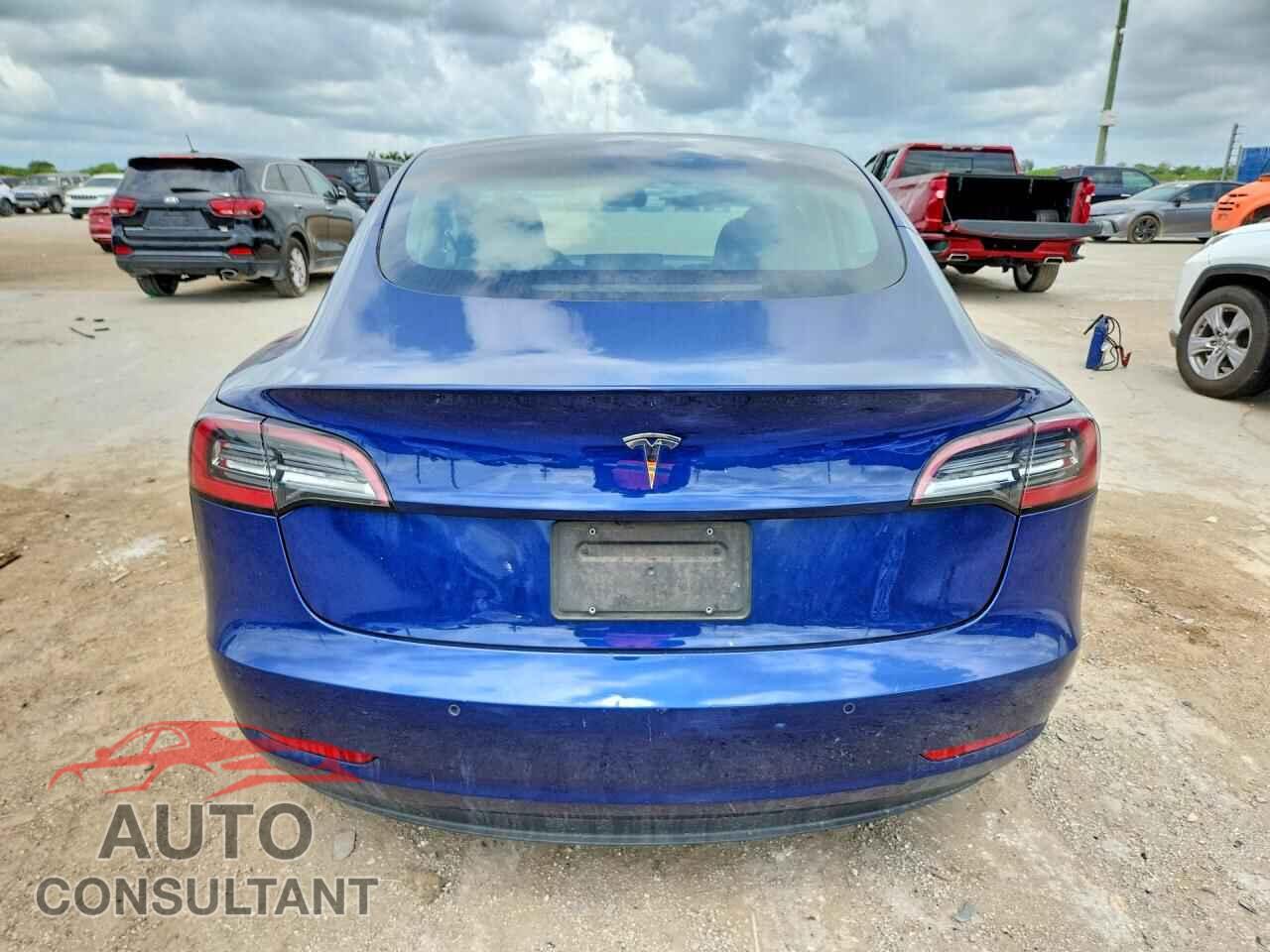 TESLA MODEL 3 2022 - 5YJ3E1EA7NF370506