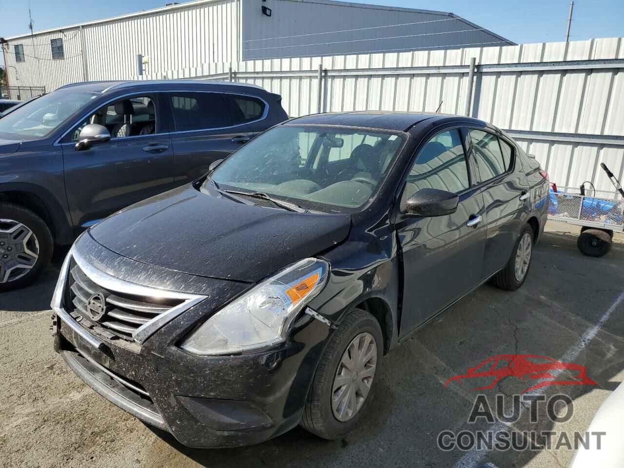 NISSAN VERSA 2018 - 3N1CN7AP9JL873952