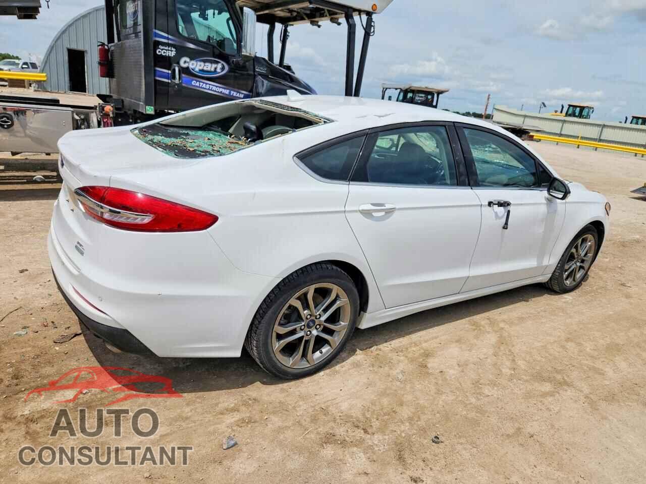 FORD FUSION 2020 - 3FA6P0CD2LR152098