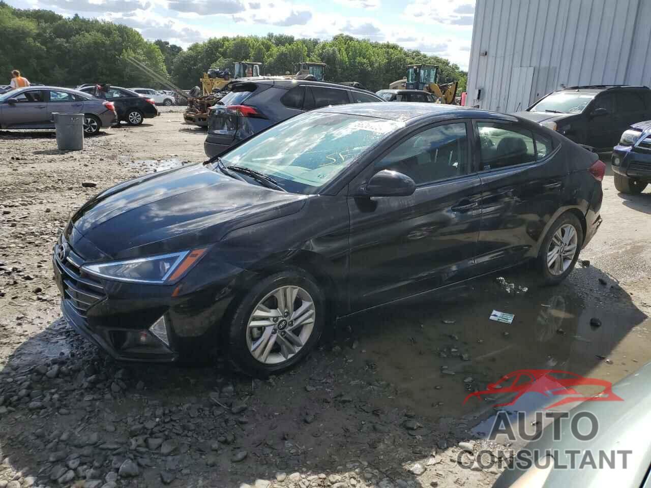 HYUNDAI ELANTRA 2019 - KMHD84LF3KU874500
