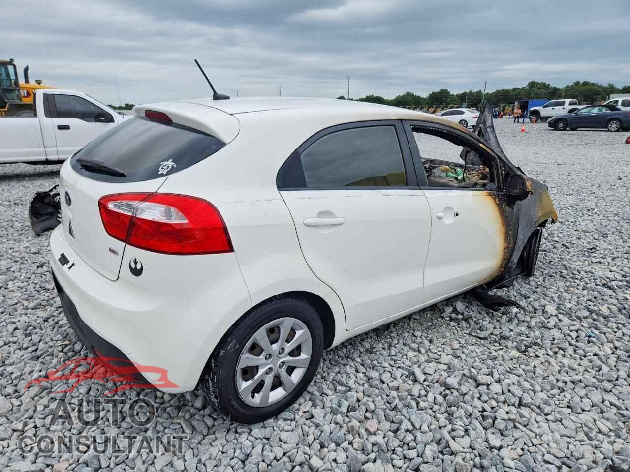 KIA RIO 2014 - KNADM5A38E6354796