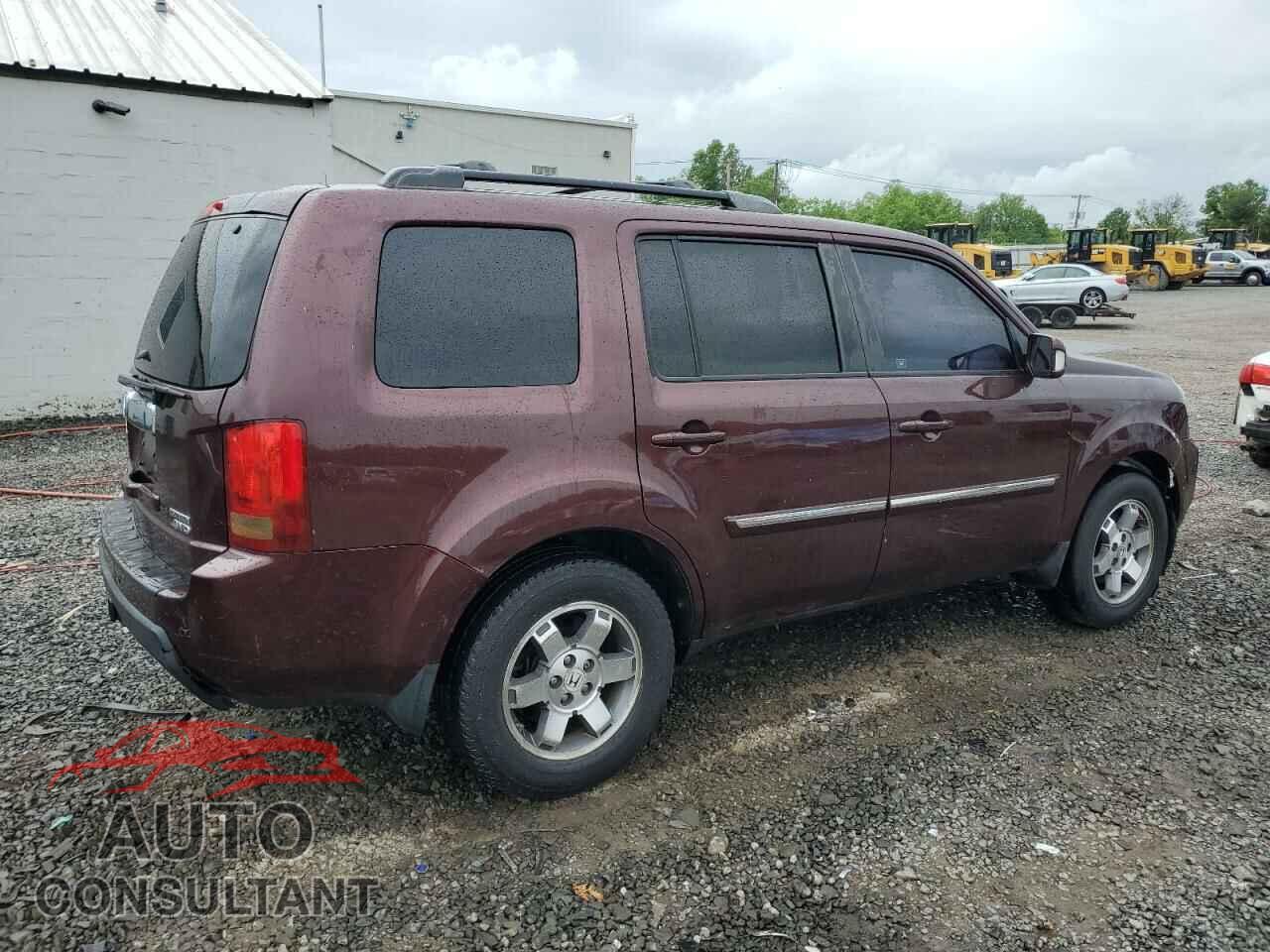HONDA PILOT 2011 - 5FNYF4H96BB074619
