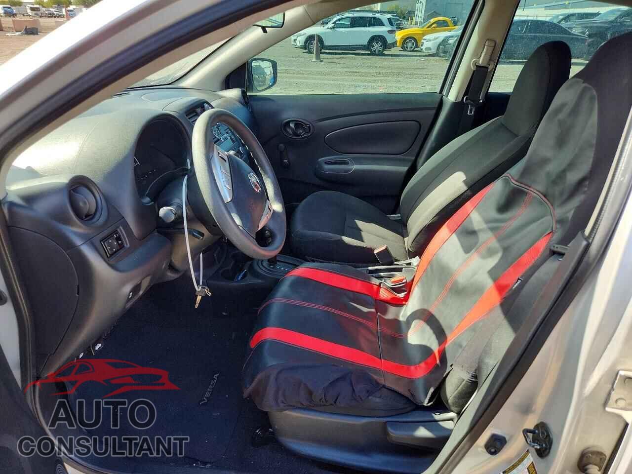 NISSAN VERSA 2017 - 3N1CN7AP3HL852170