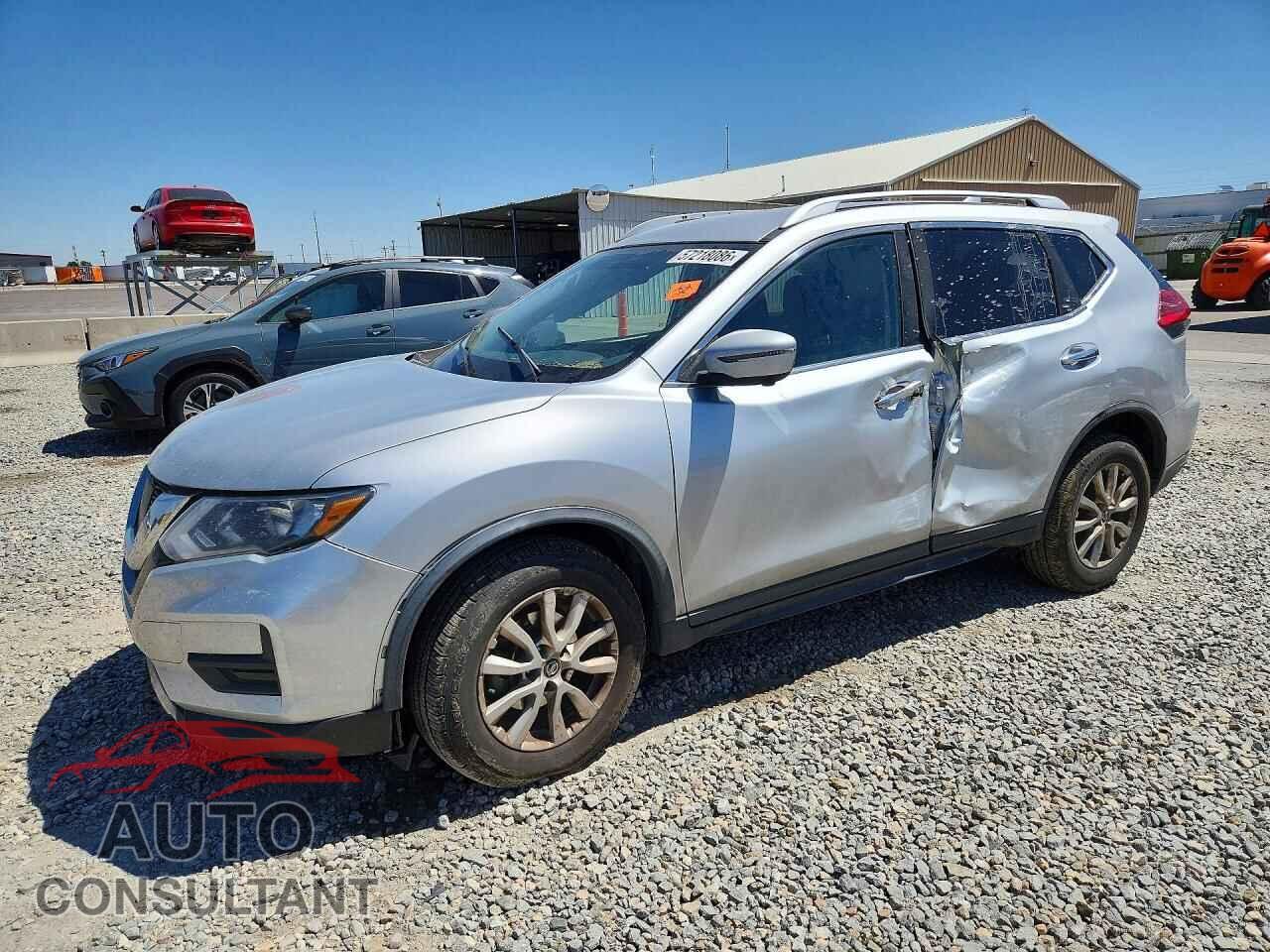 NISSAN ROGUE 2017 - KNMAT2MV9HP598279