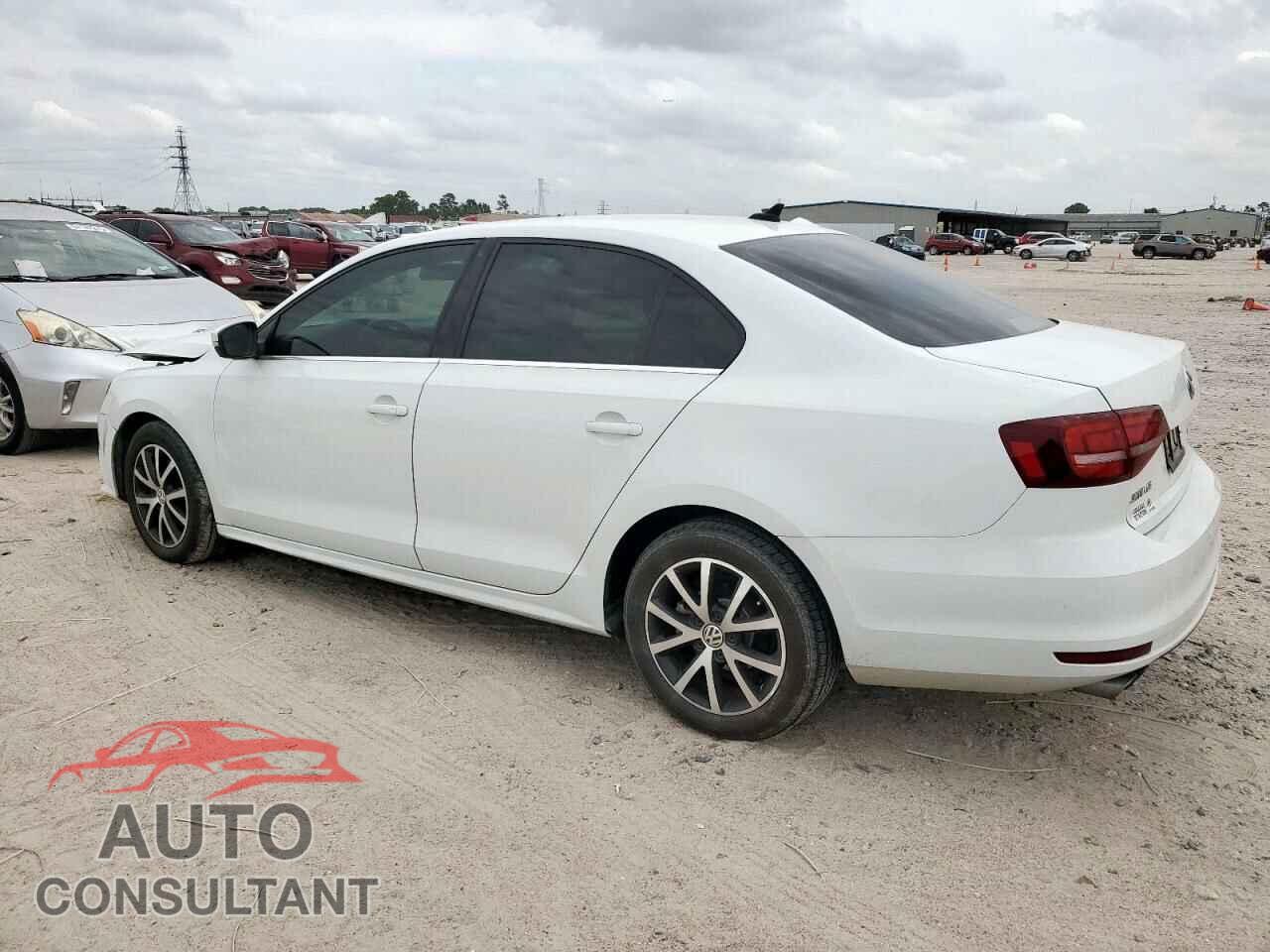 VOLKSWAGEN JETTA 2017 - 3VWDB7AJXHM305796