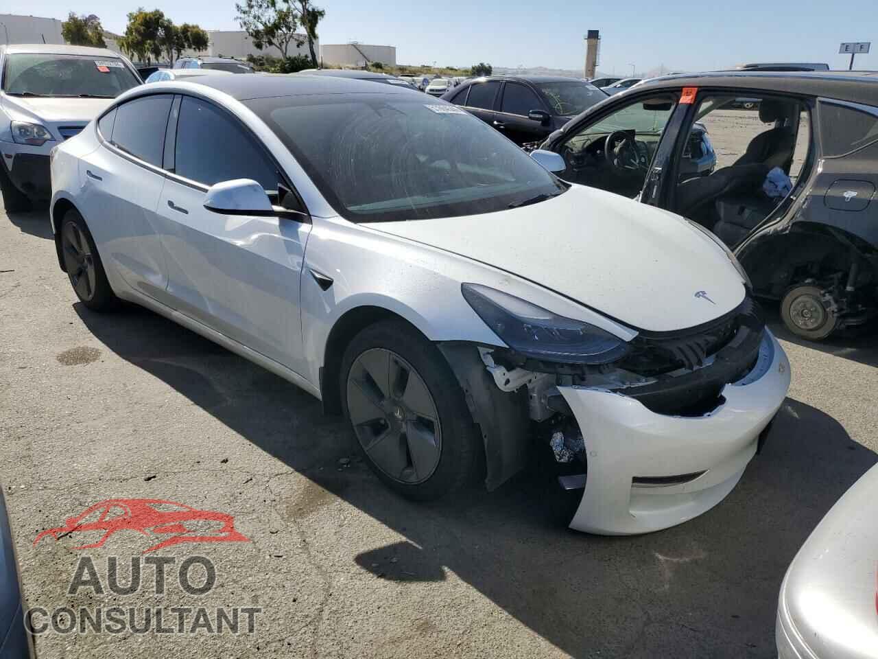 TESLA MODEL 3 2022 - 5YJ3E1EA5NF199996