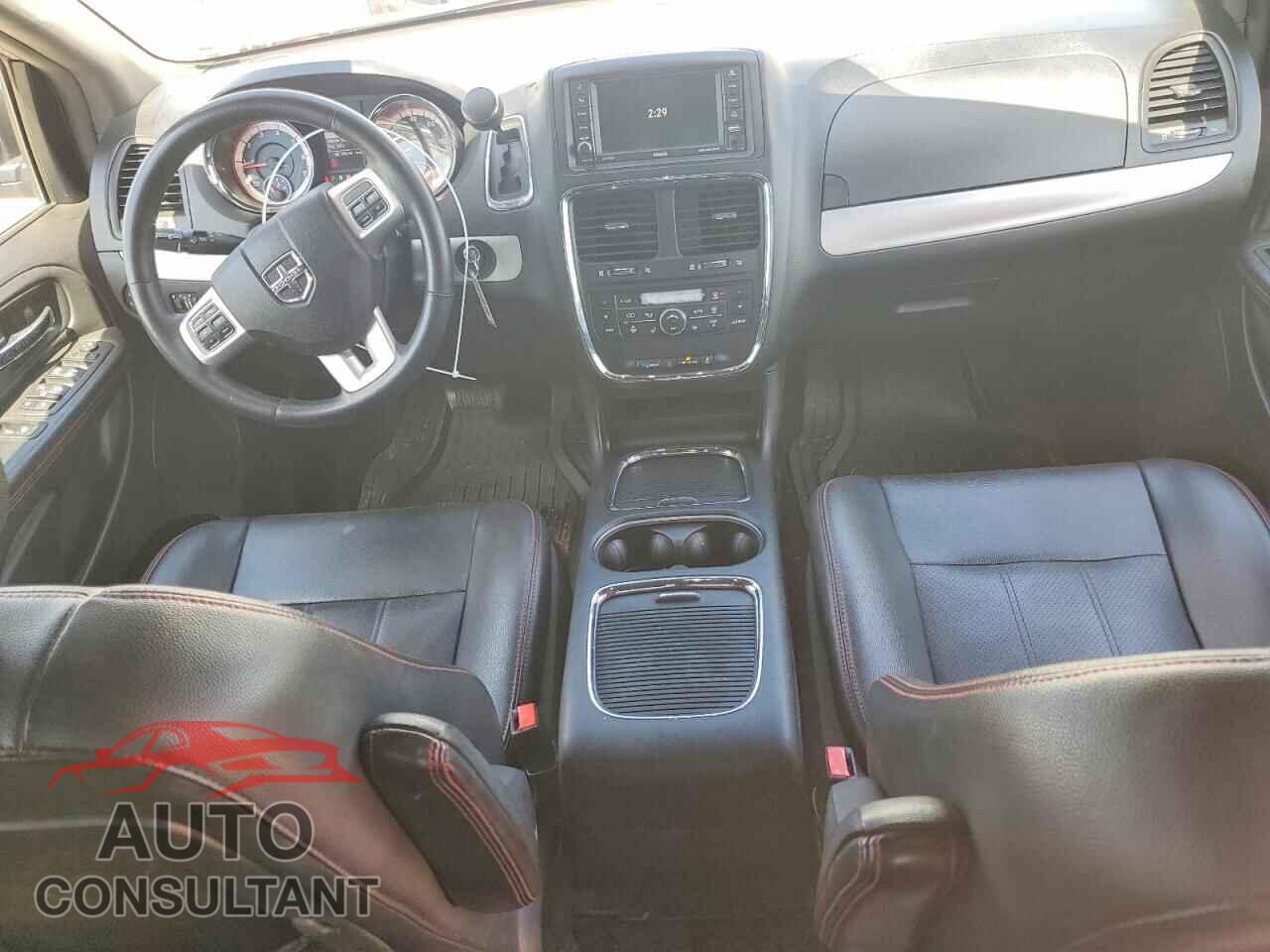 DODGE CARAVAN 2017 - 2C4RDGEG9HR852875