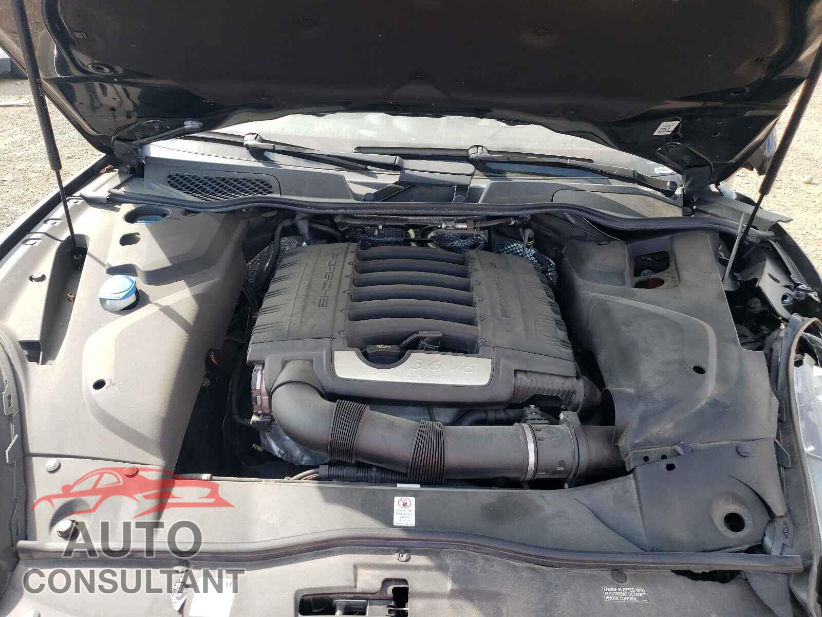 PORSCHE CAYENNE 2016 - WP1AA2A20GKA16077