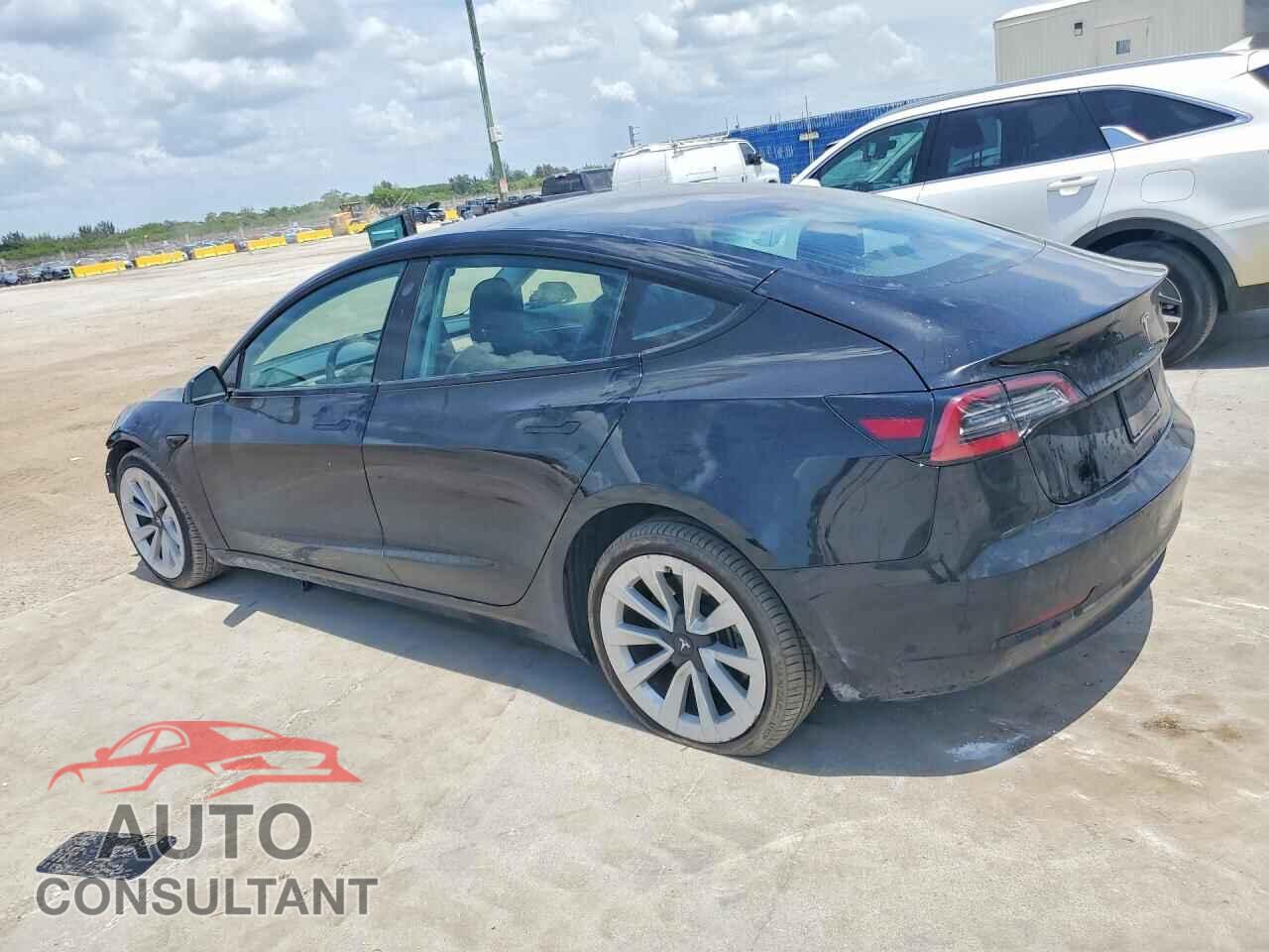 TESLA MODEL 3 2022 - 5YJ3E1EA4NF369667
