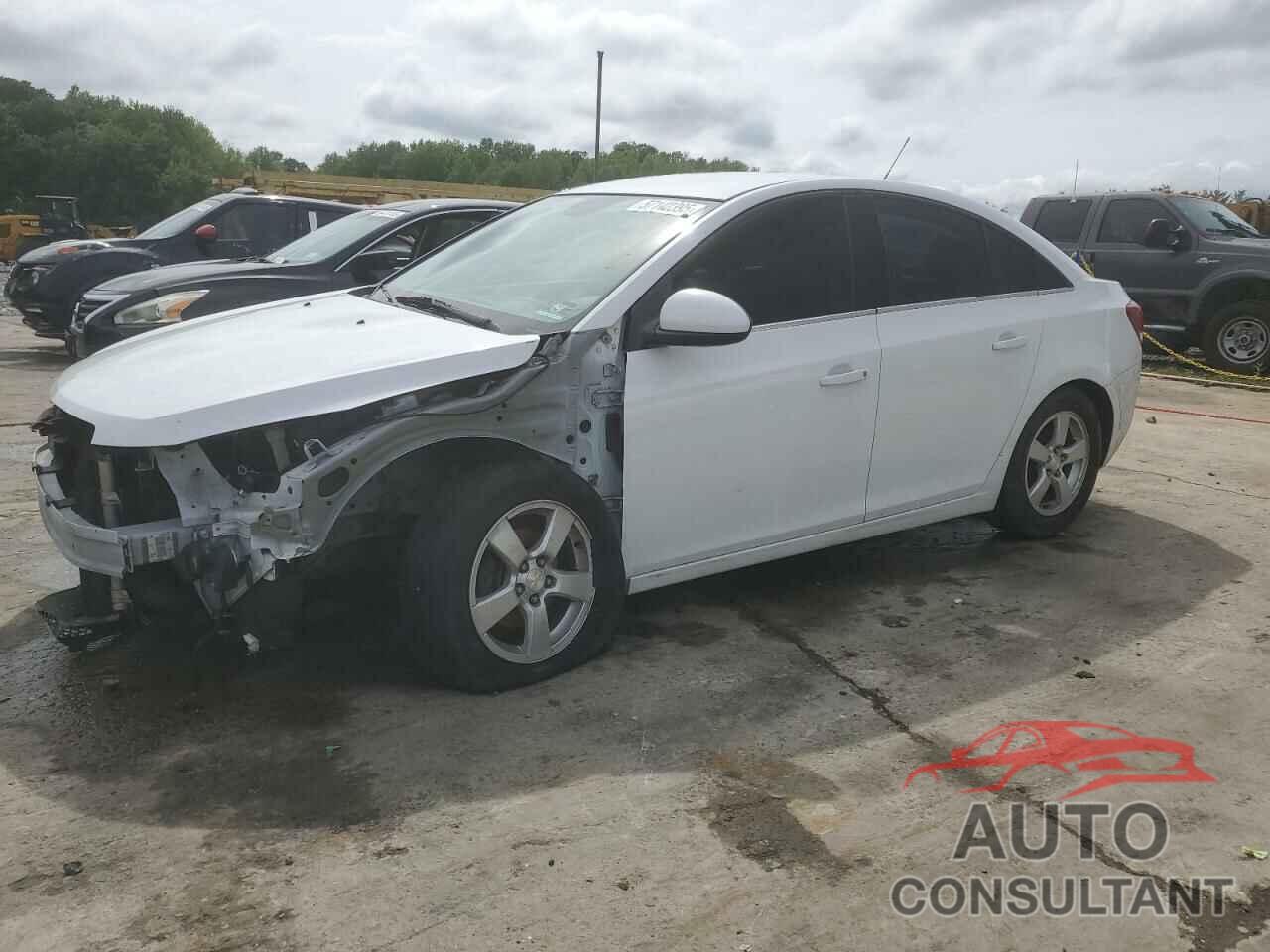 CHEVROLET CRUZE 2015 - 1G1PC5SB5F7137915