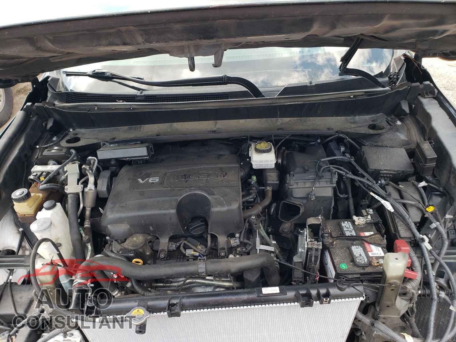 NISSAN PATHFINDER 2018 - 5N1DR2MN7JC614063