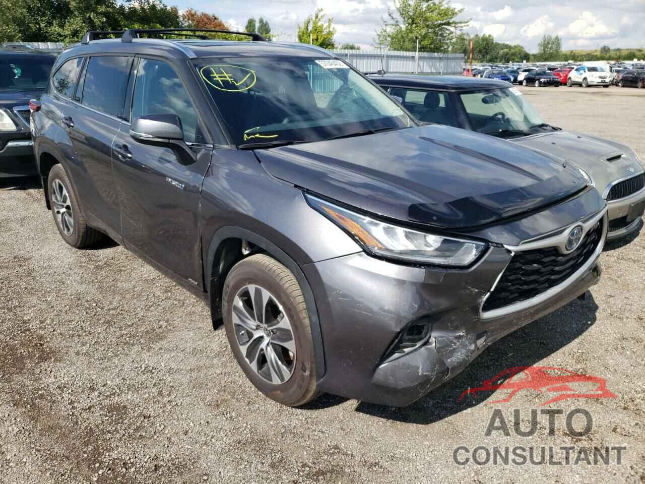 TOYOTA HIGHLANDER 2021 - 5TDGBRCH4MS526231