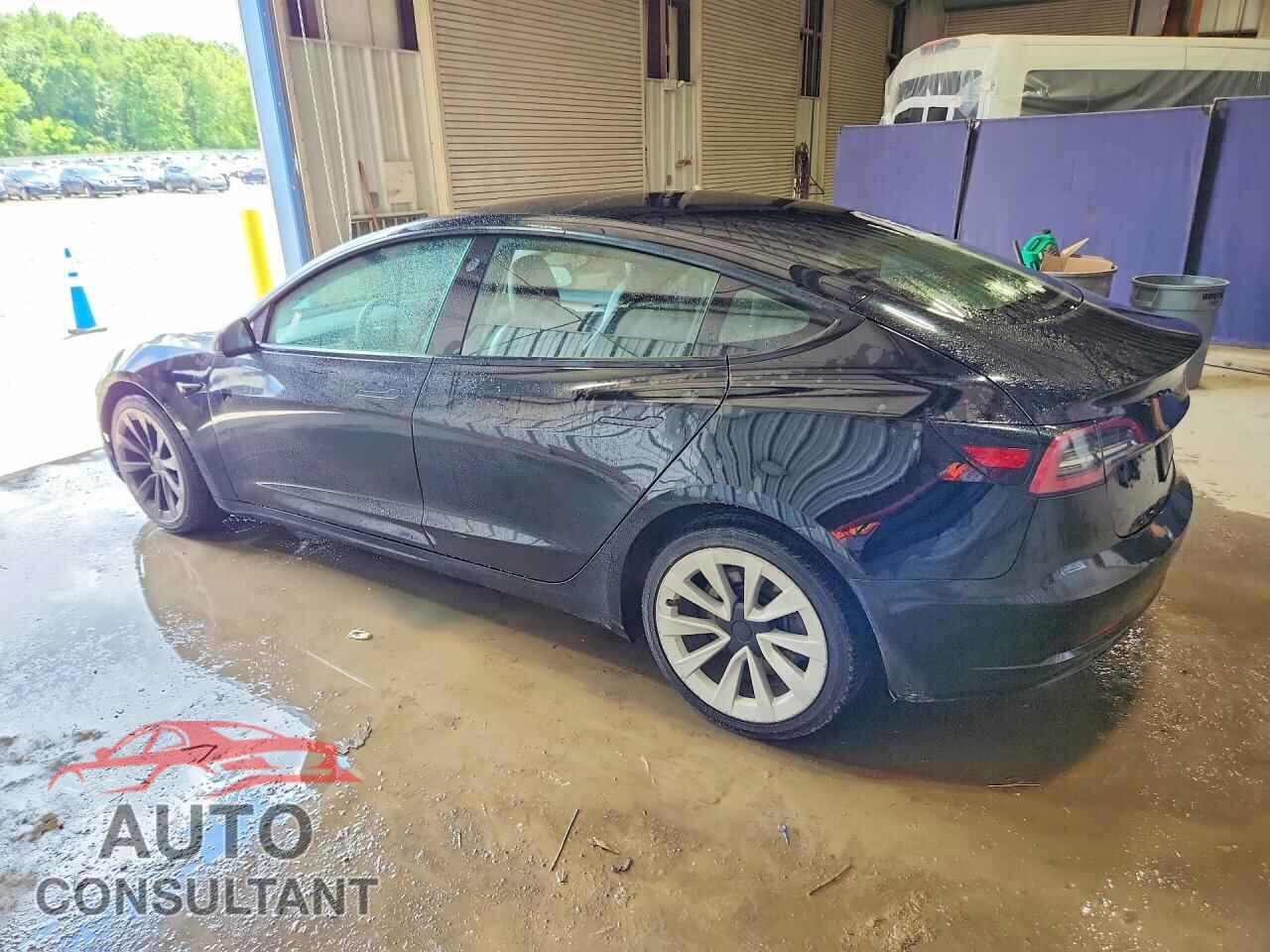 TESLA MODEL 3 2022 - 5YJ3E1EB9NF304936